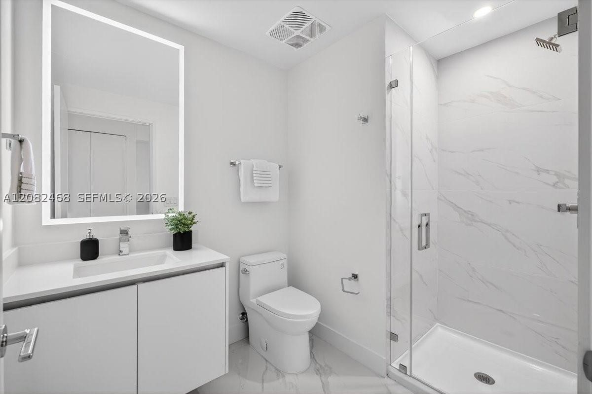 700 NE 24th St #5202 Miami, FL 33137