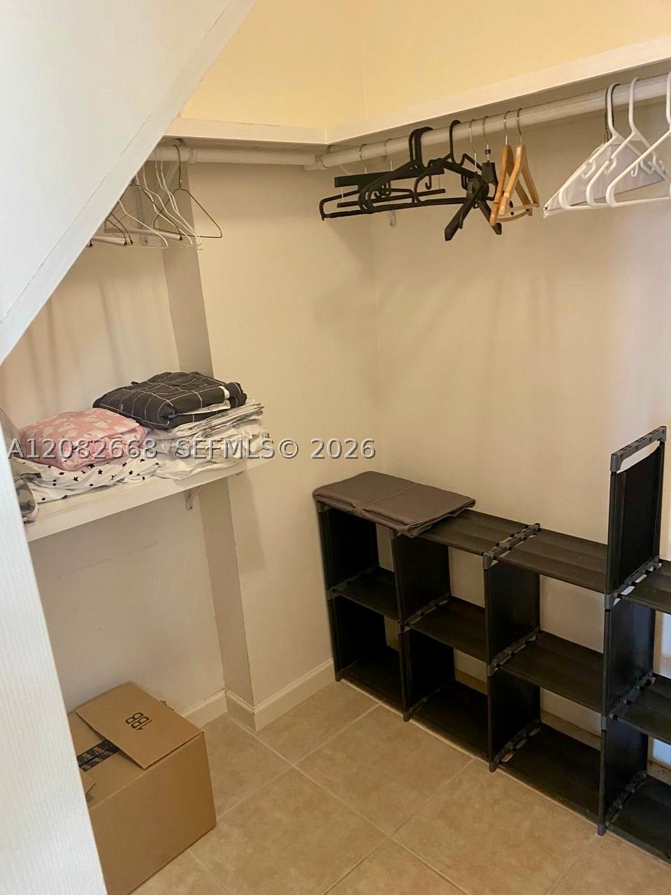 image Arlen House East20