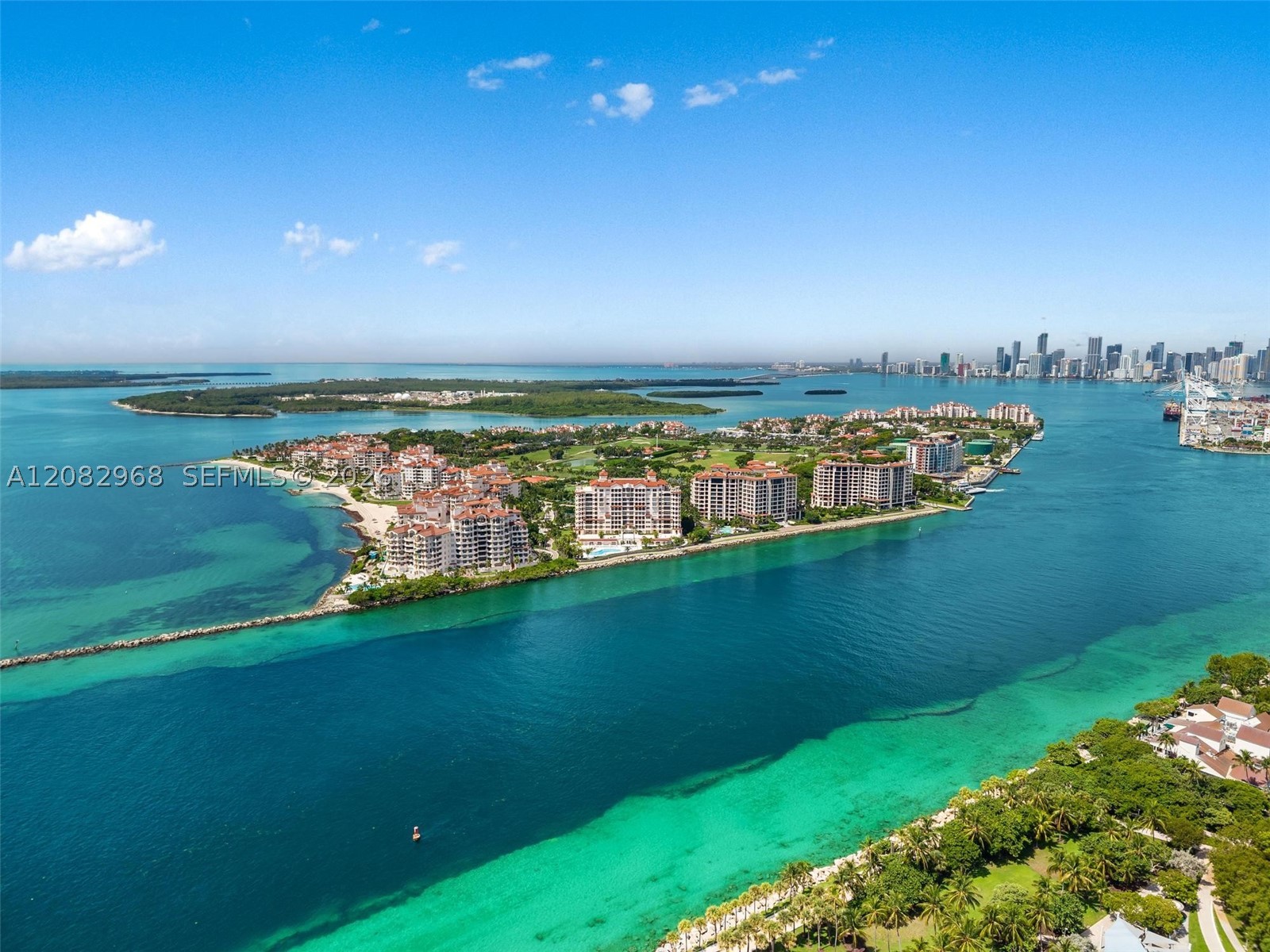 7025 Fisher Is Dr #7025 Miami Beach, FL 33109