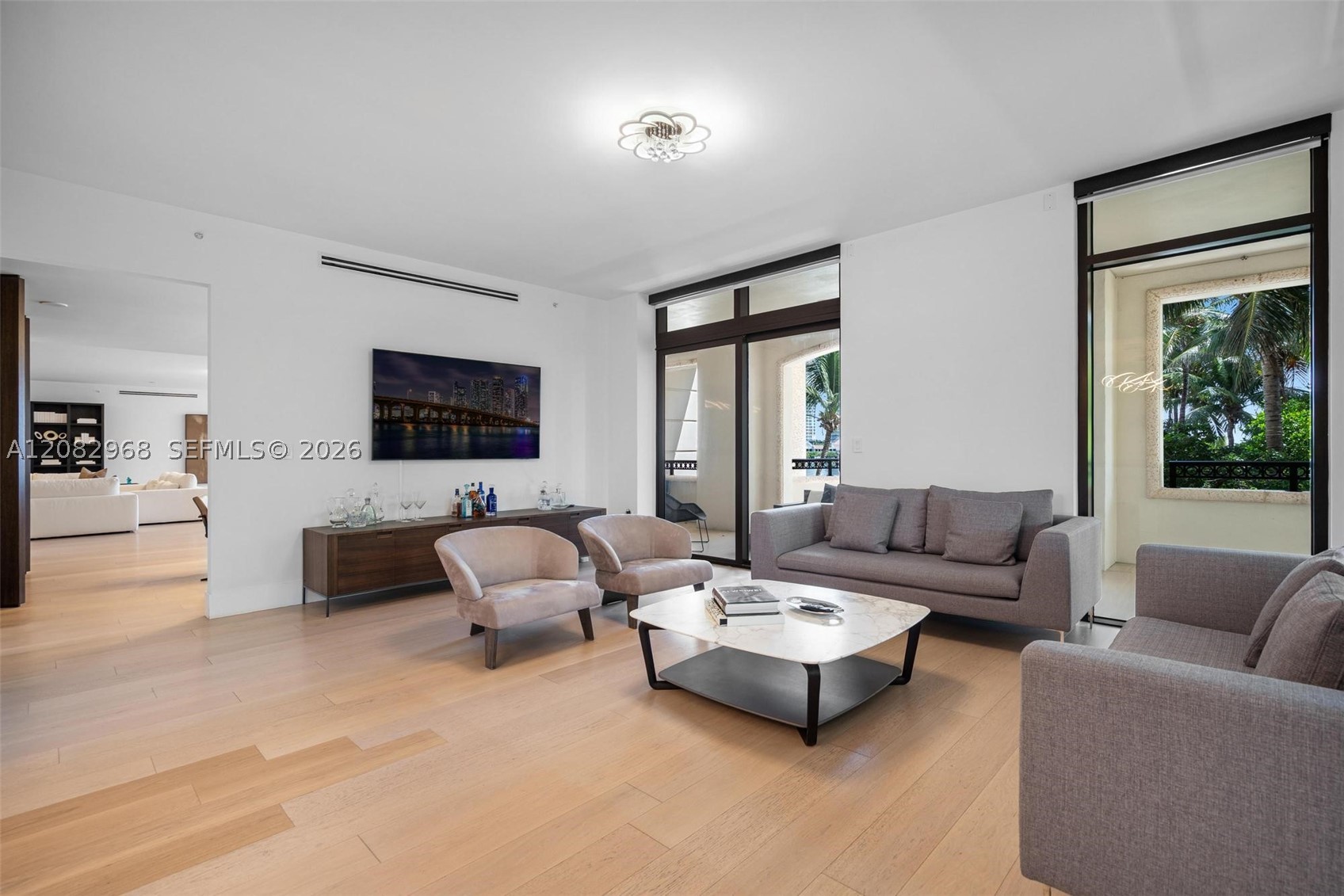 7025 Fisher Is Dr #7025 Miami Beach, FL 33109