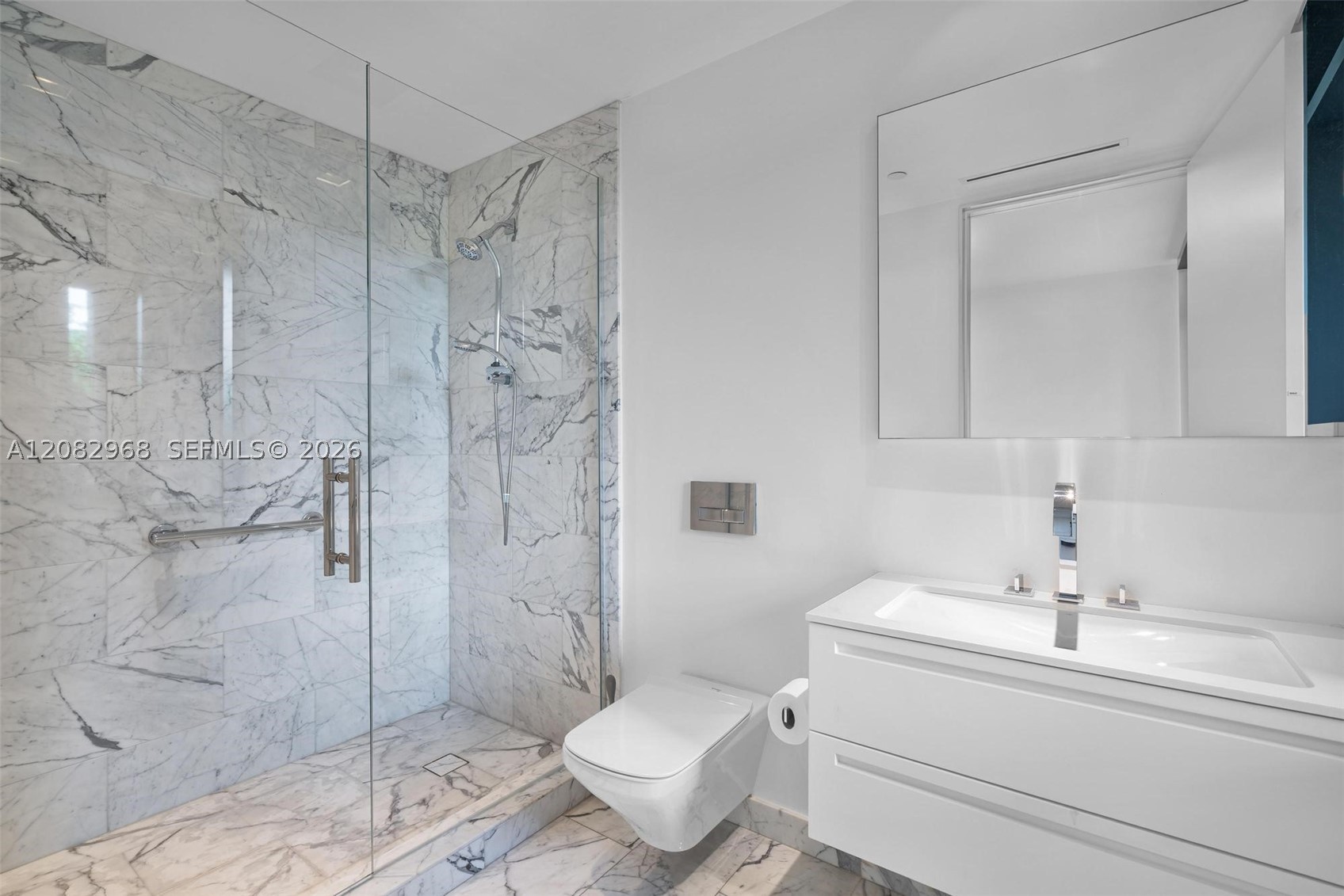 7025 Fisher Is Dr #7025 Miami Beach, FL 33109