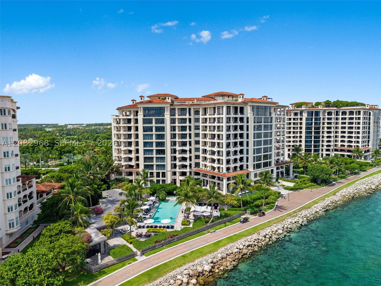 7025 Fisher Is Dr #7025 Miami Beach, FL 33109
