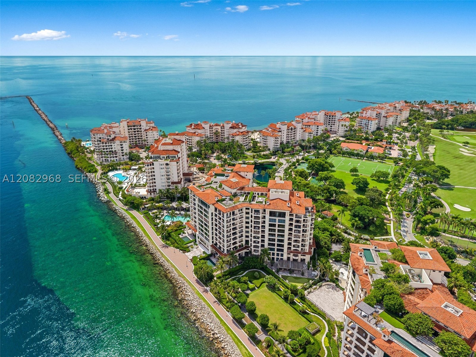 7025 Fisher Is Dr #7025 Miami Beach, FL 33109