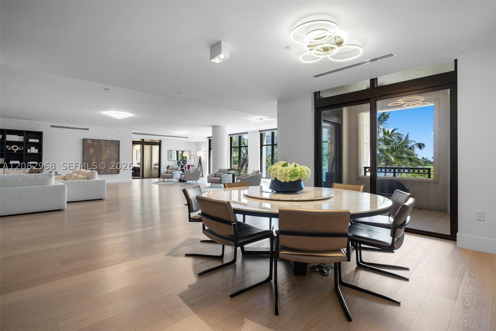 7025 Fisher Is Dr #7025 Miami Beach, FL 33109