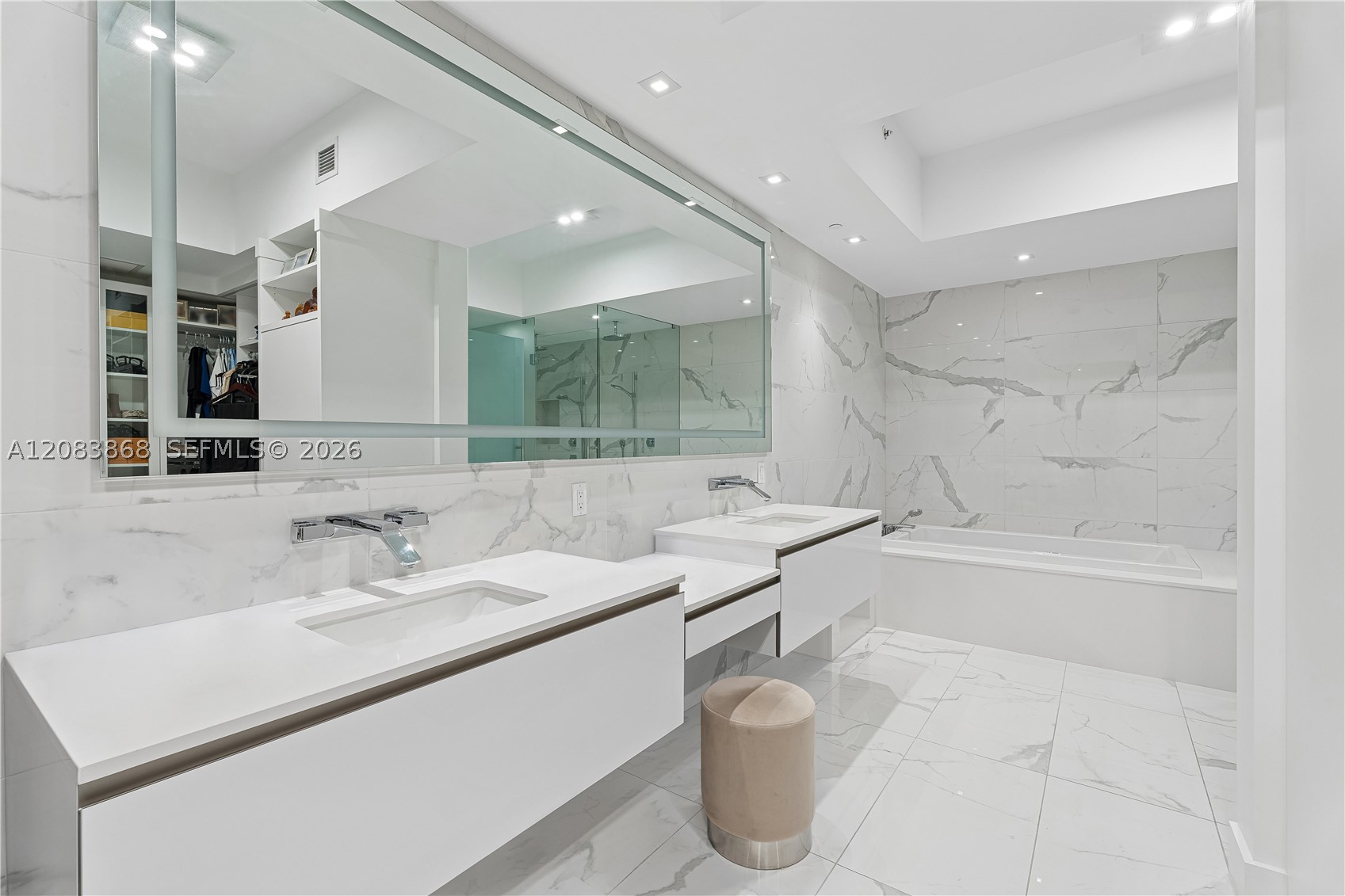 5000 Island Estates Dr #607 Aventura, FL 33160