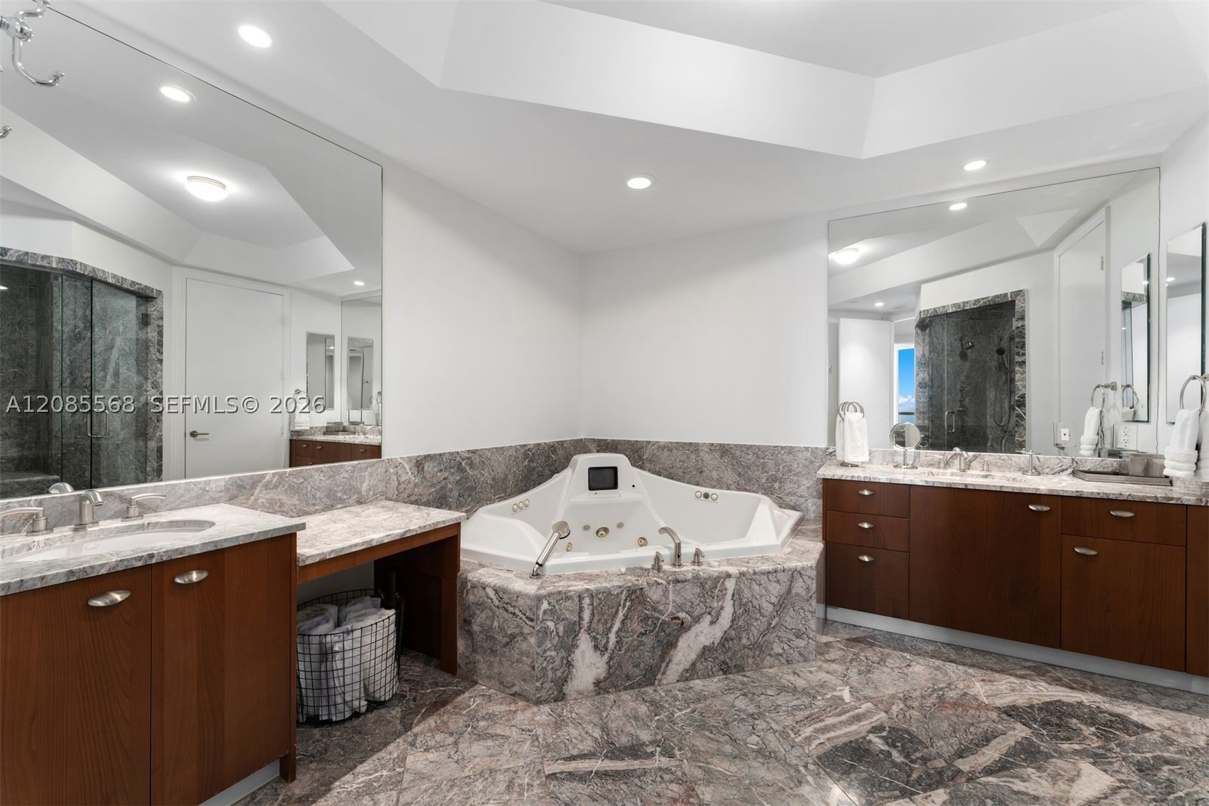 image Turnberry Ocean Colony South14