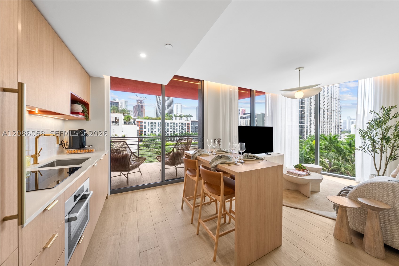 90 NE 32nd St #501