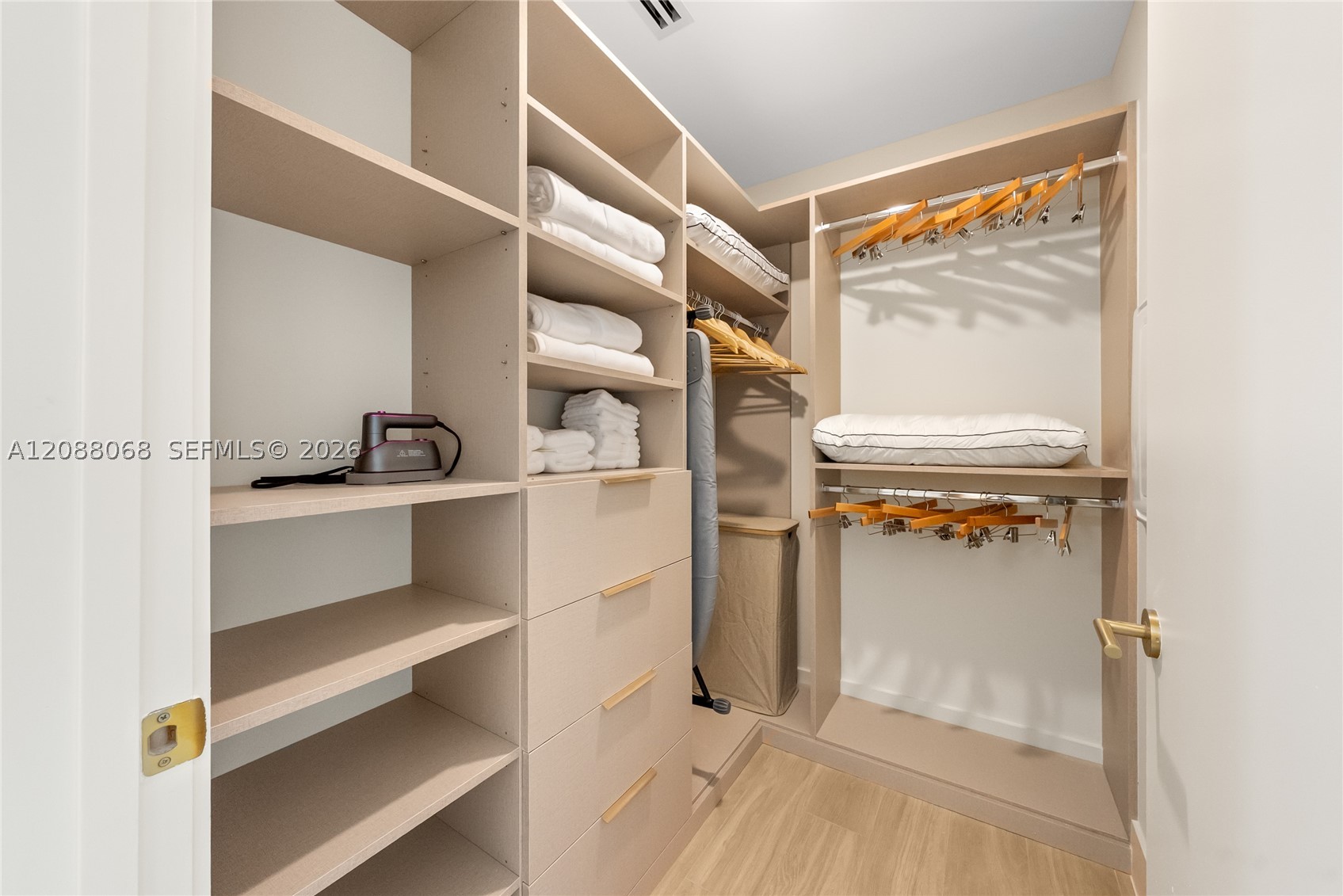 image The Standard Residences Midtown Miami14