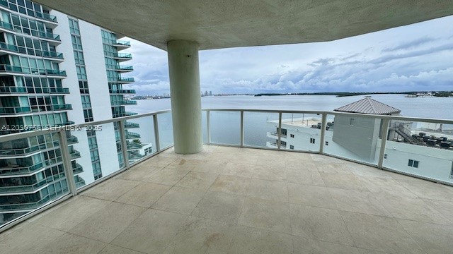 image Emerald at Brickell3