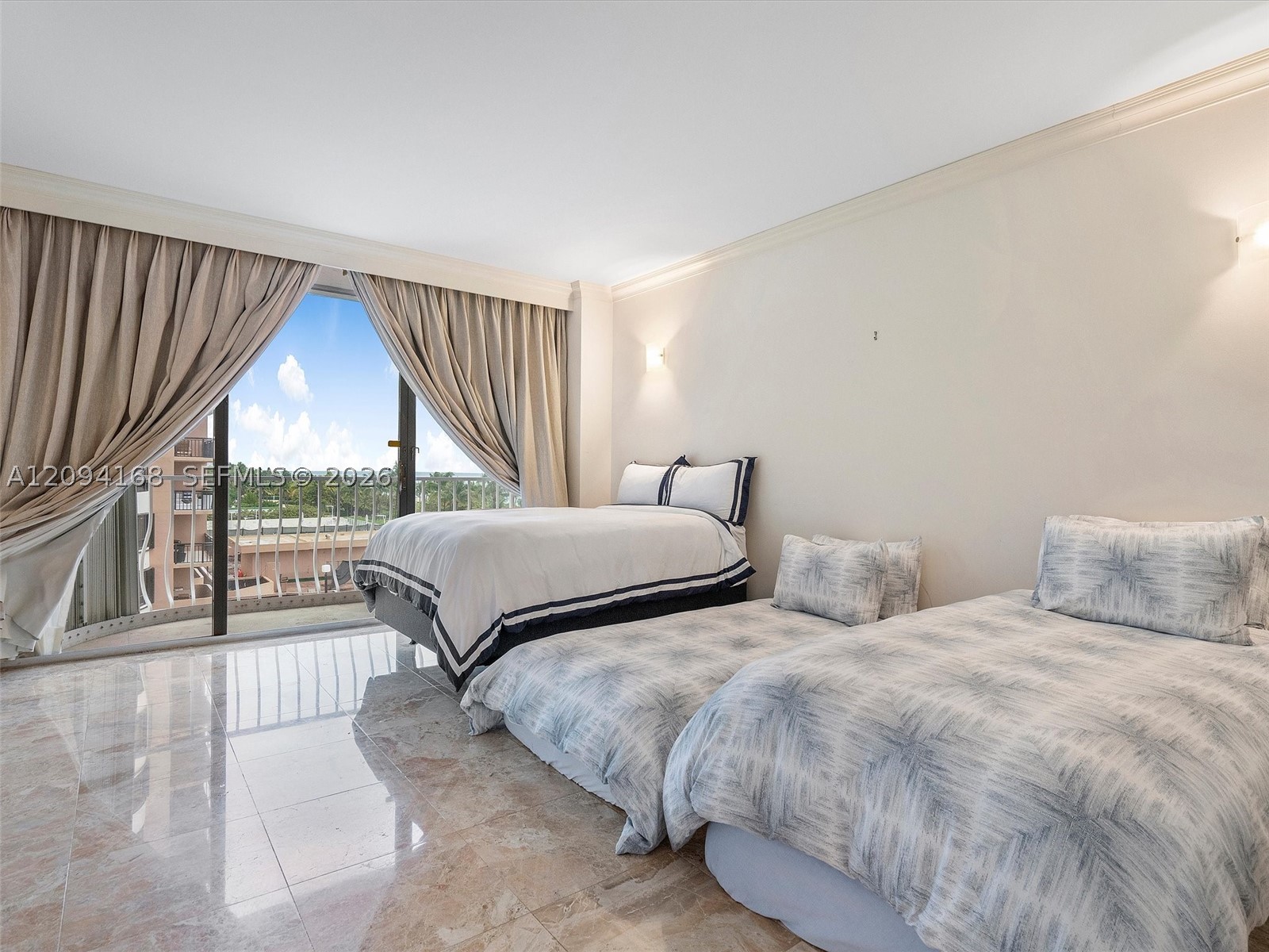 10155 Collins Ave #402 Bal Harbour, FL 33154