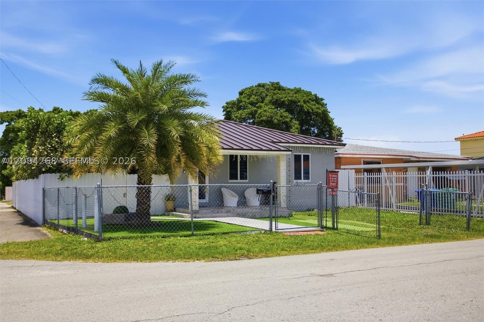 301 SW 36th Ave