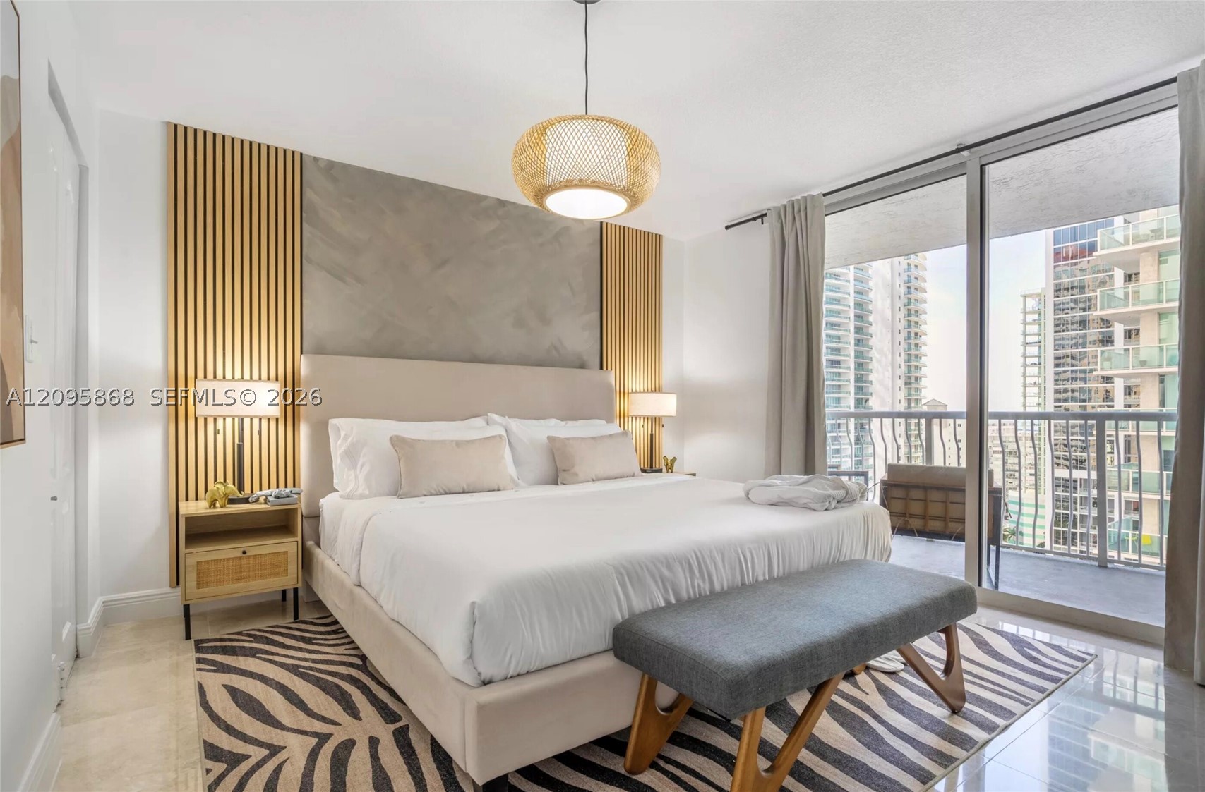 image The Club at Brickell Bay9
