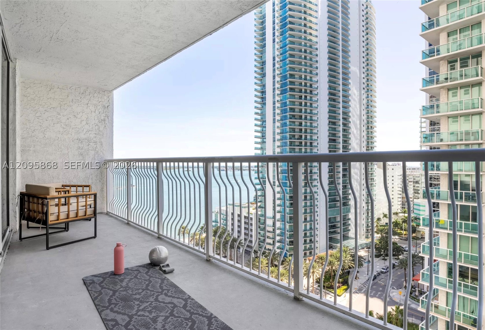 image The Club at Brickell Bay1