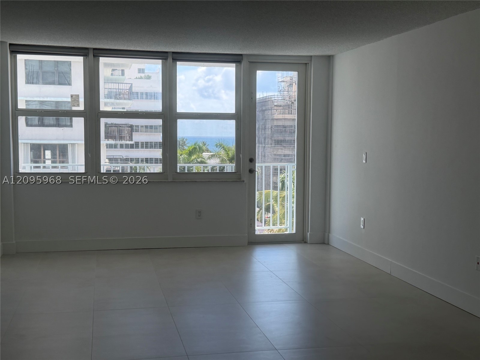 245 18th St #805 Miami Beach, FL 33139