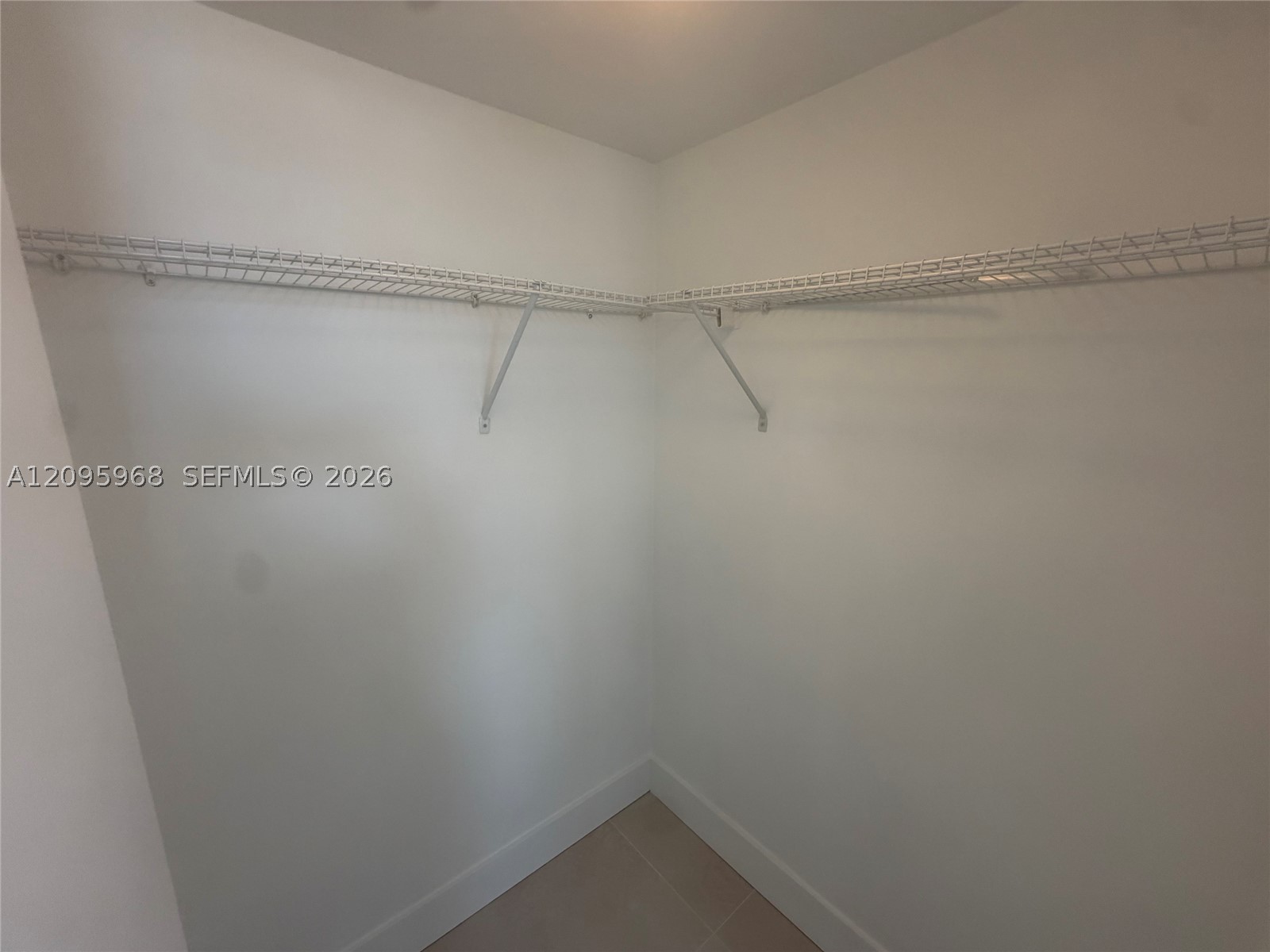 245 18th St #805 Miami Beach, FL 33139
