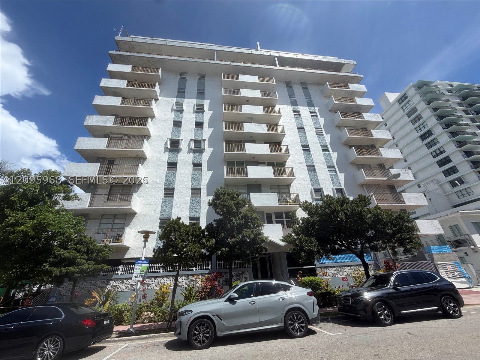245 18th St #805 Miami Beach, FL 33139