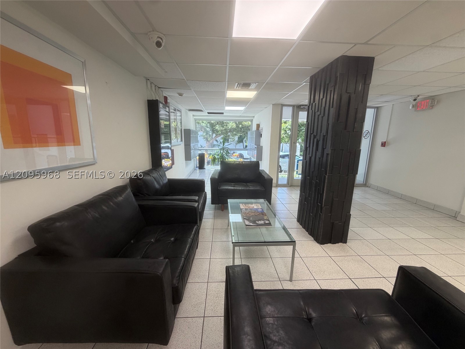245 18th St #805 Miami Beach, FL 33139