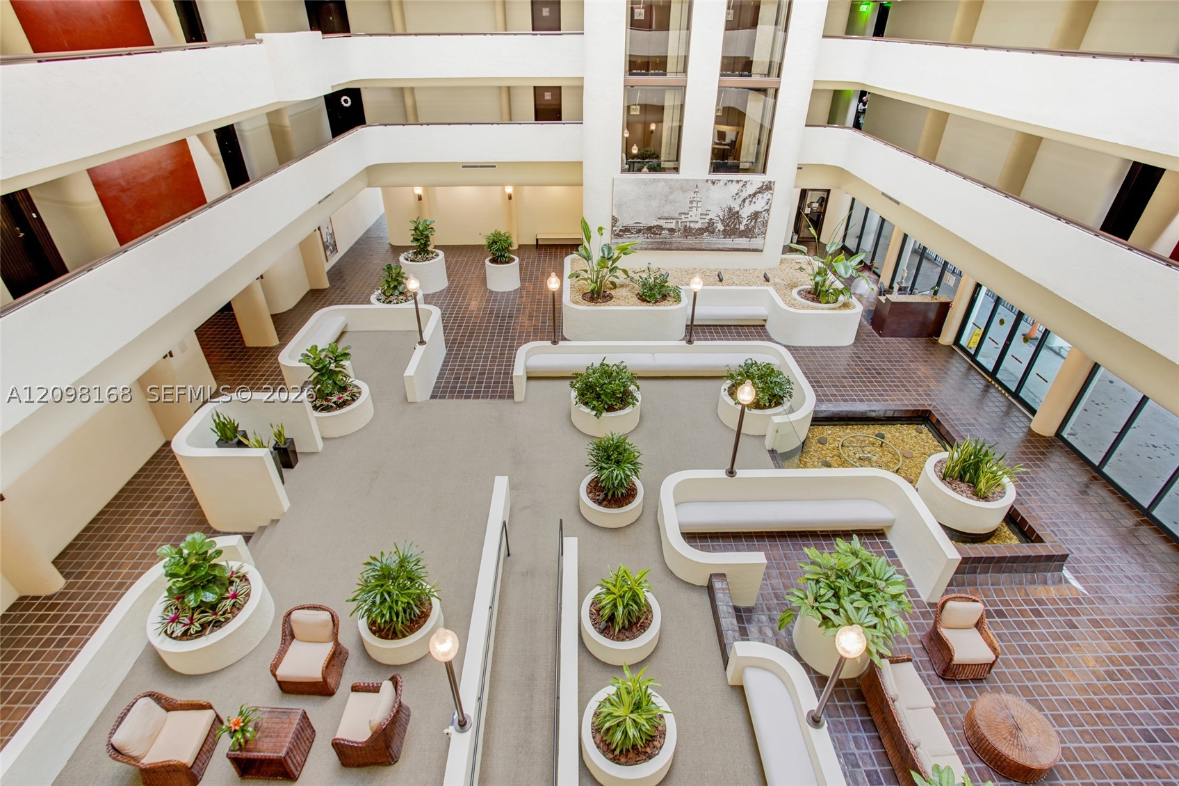 600 Biltmore Way #306