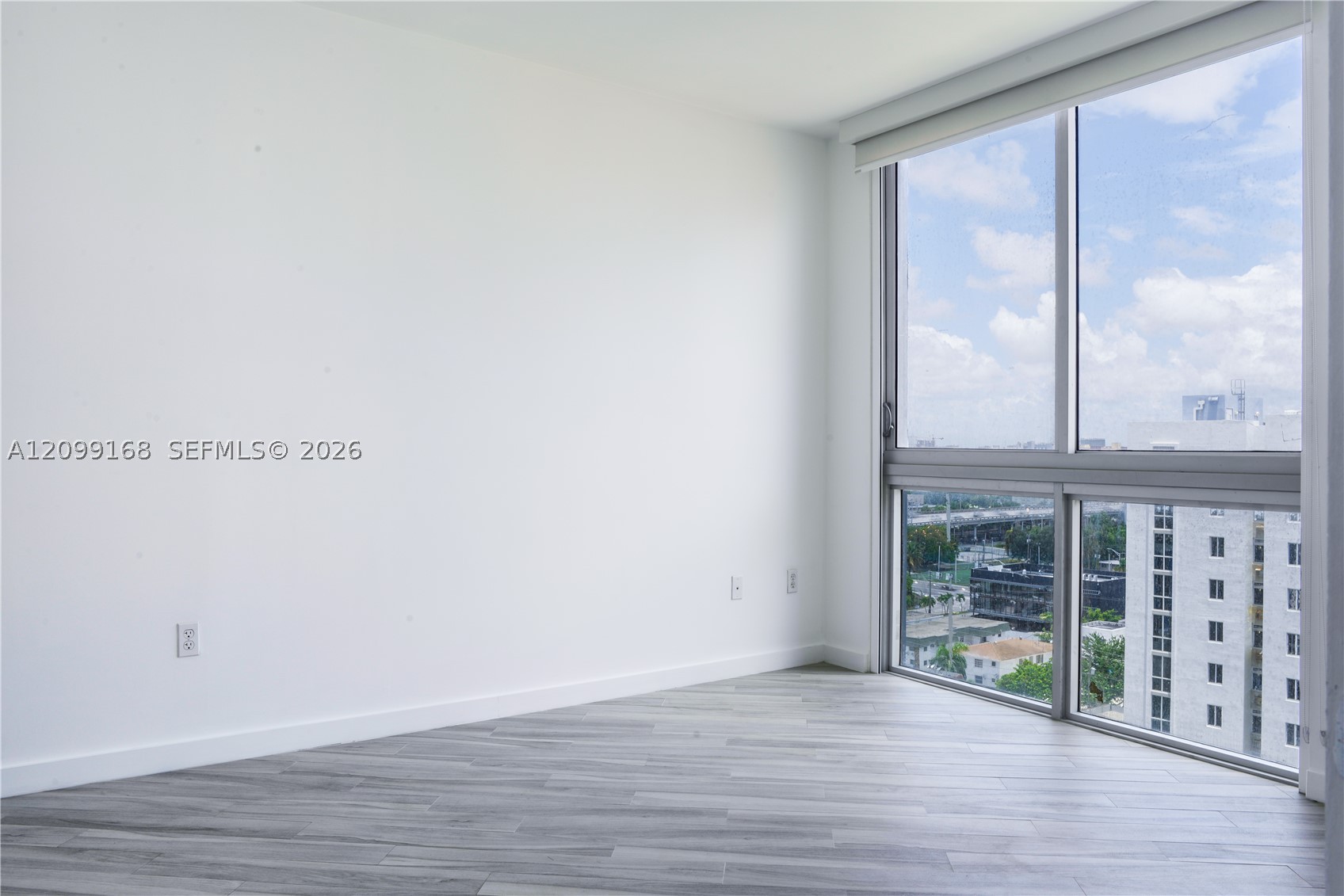 image Brickell Ten9