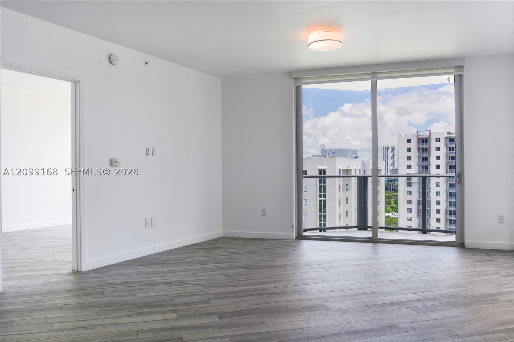 image Brickell Ten1