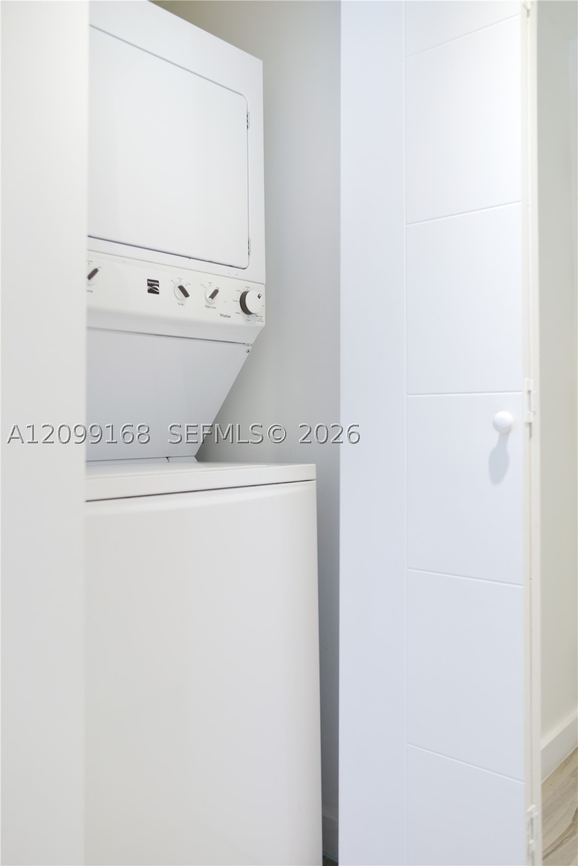 image Brickell Ten6