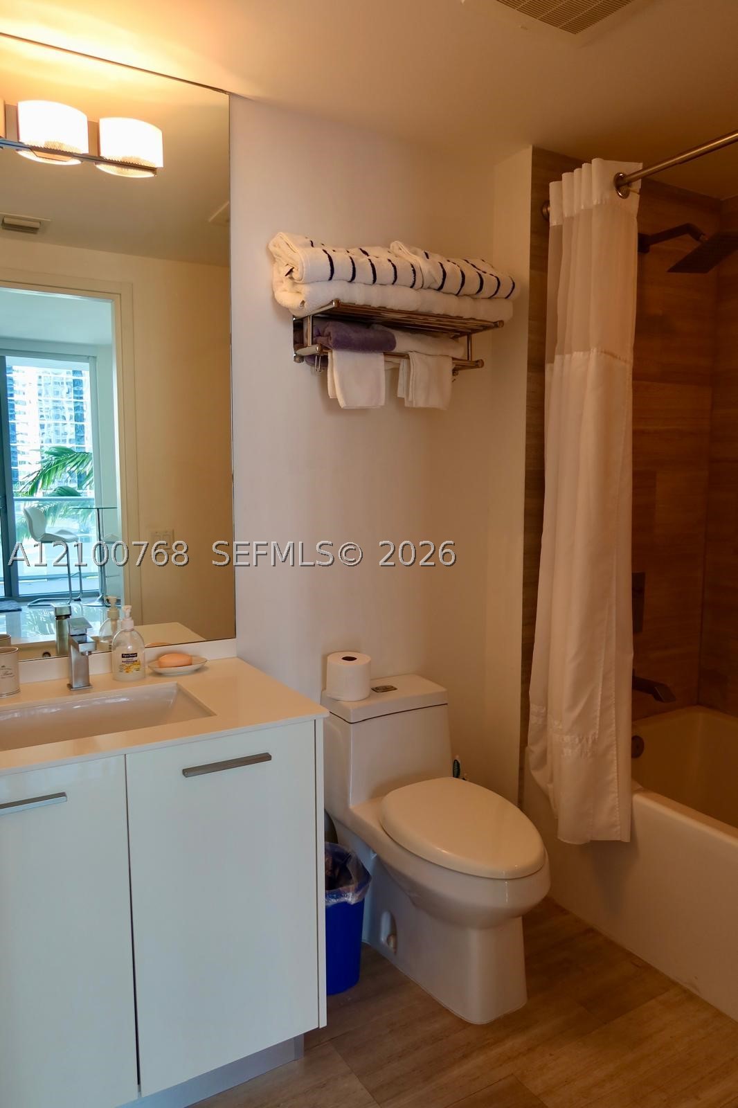 image Brickell House12