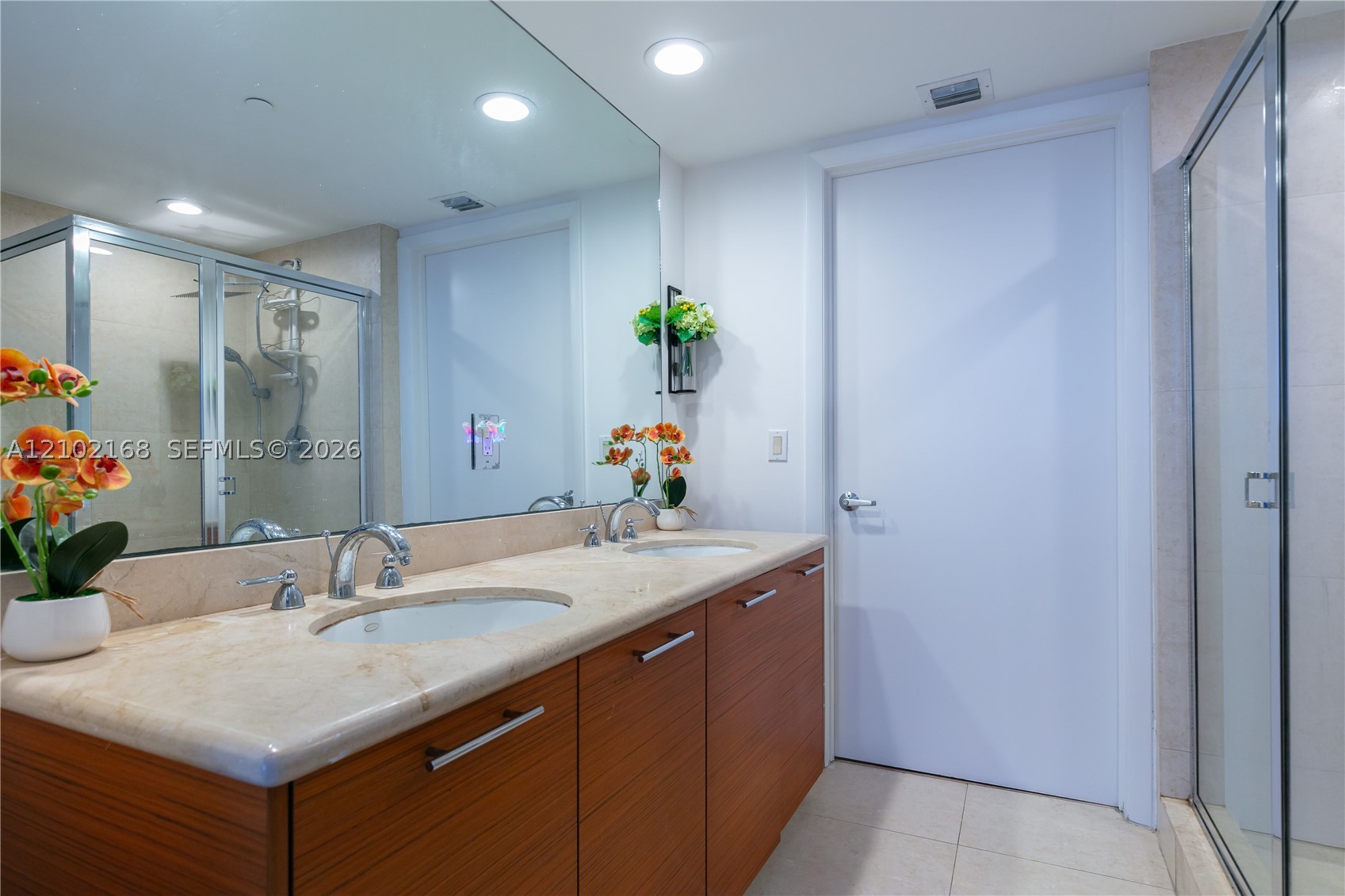 image 50 Biscayne22