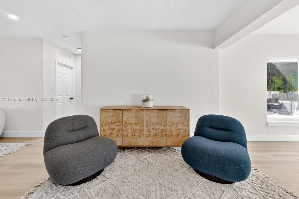 801 NE 19th Fort Lauderdale, FL 33304