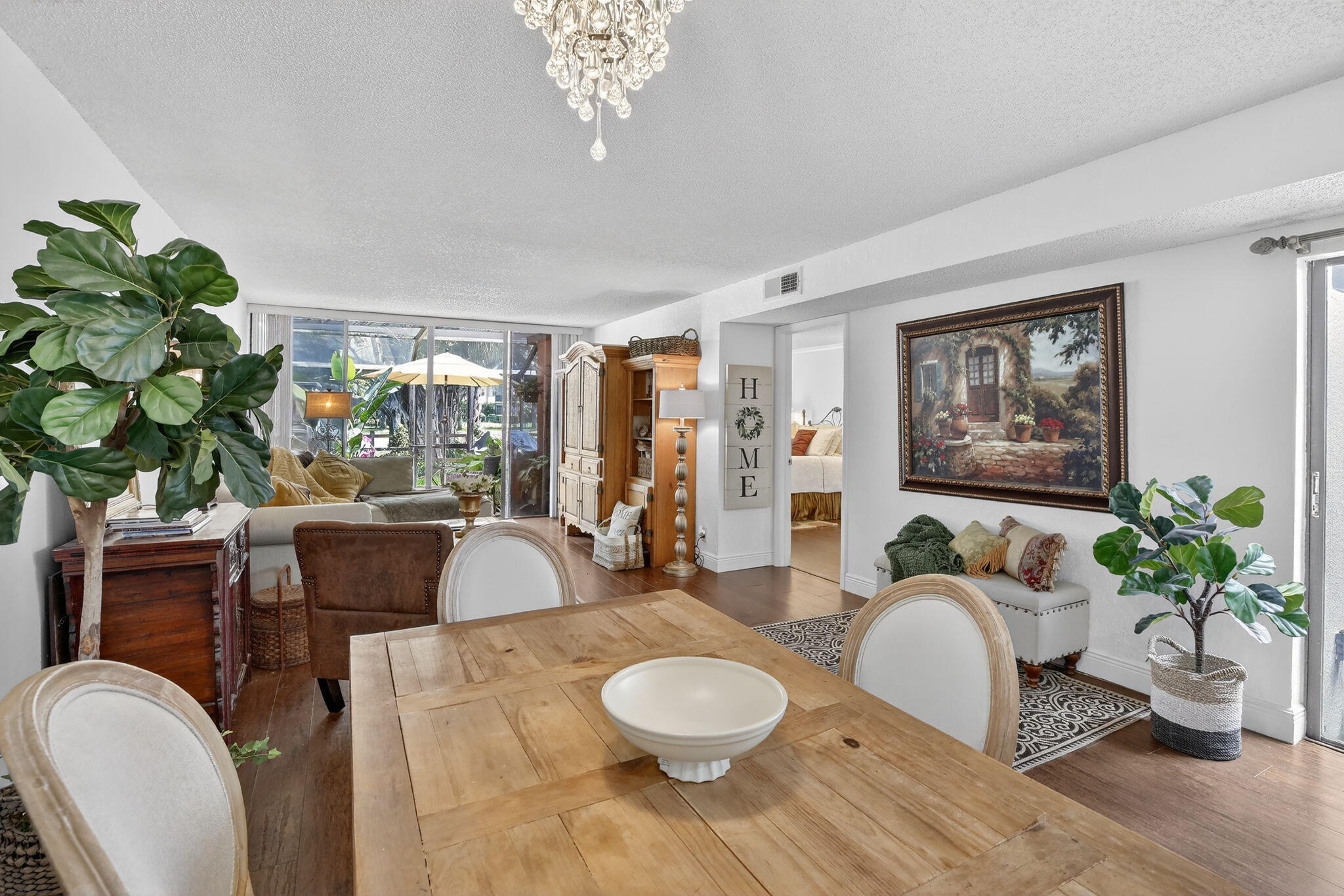 1533 Fairway Pembroke Pines, FL 33026