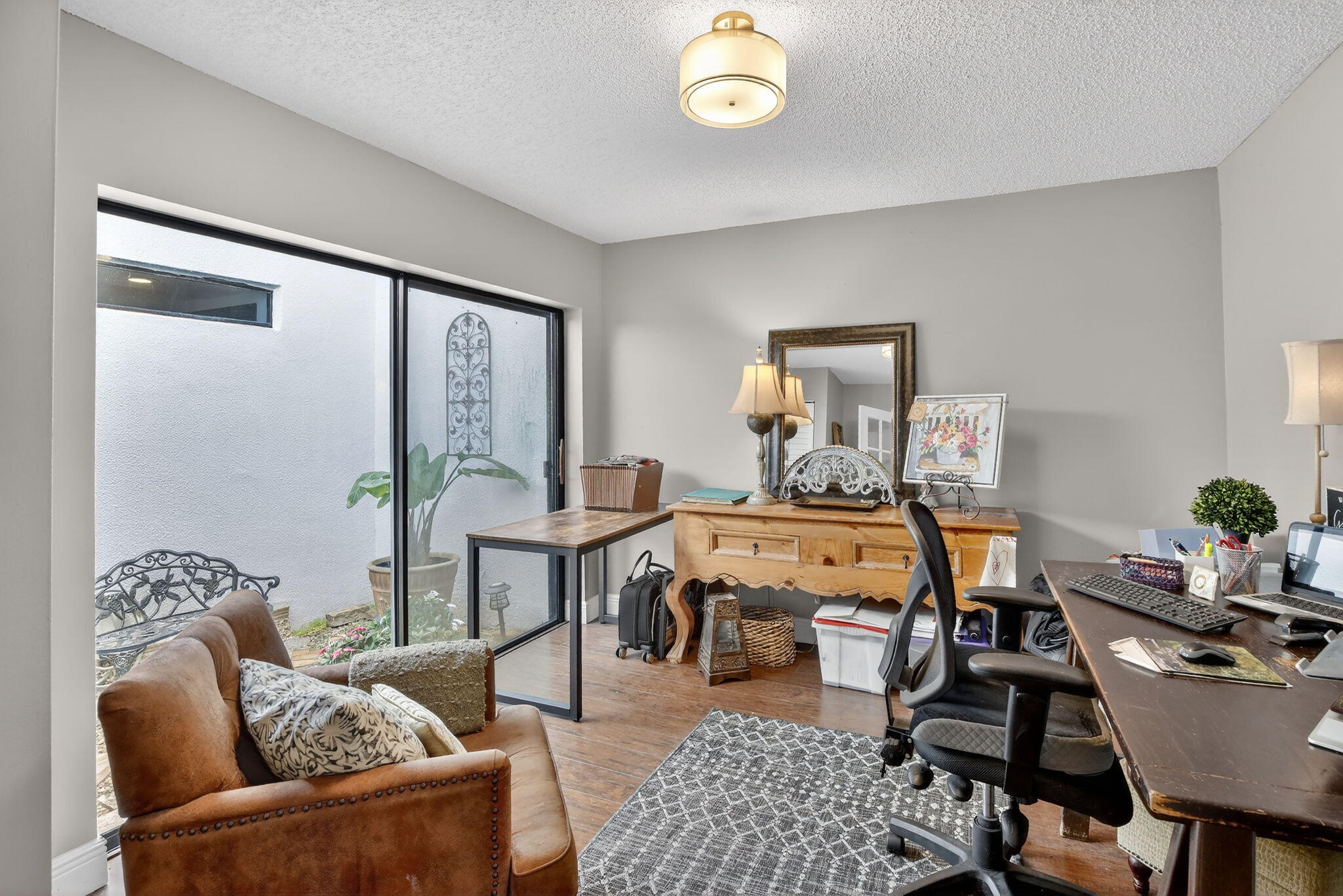 1533 Fairway Pembroke Pines, FL 33026