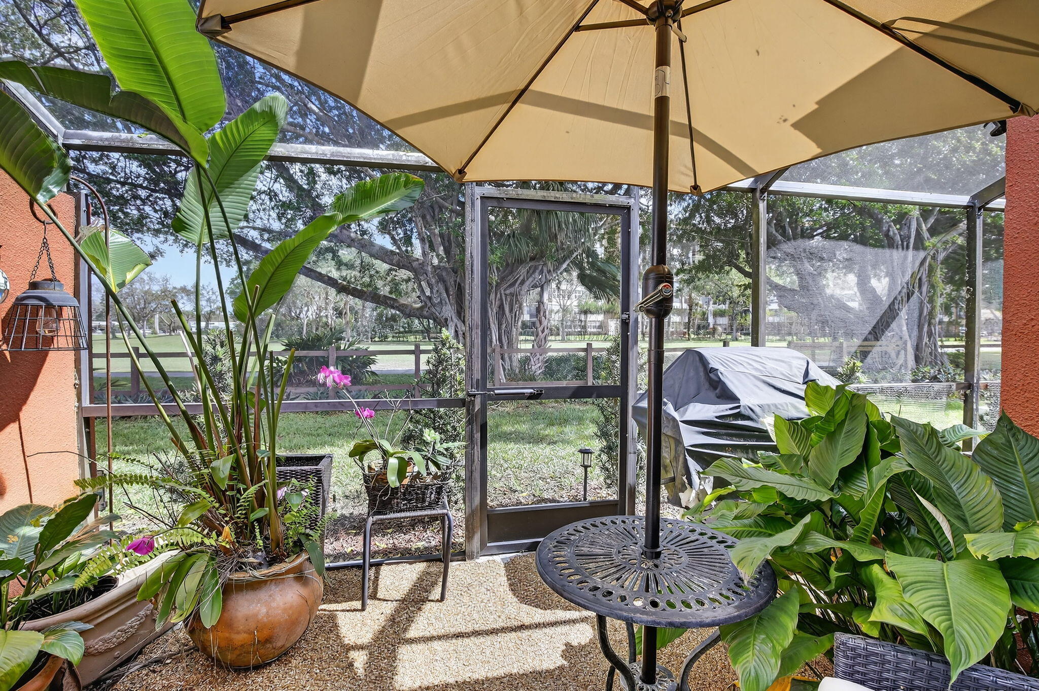 1533 Fairway Pembroke Pines, FL 33026