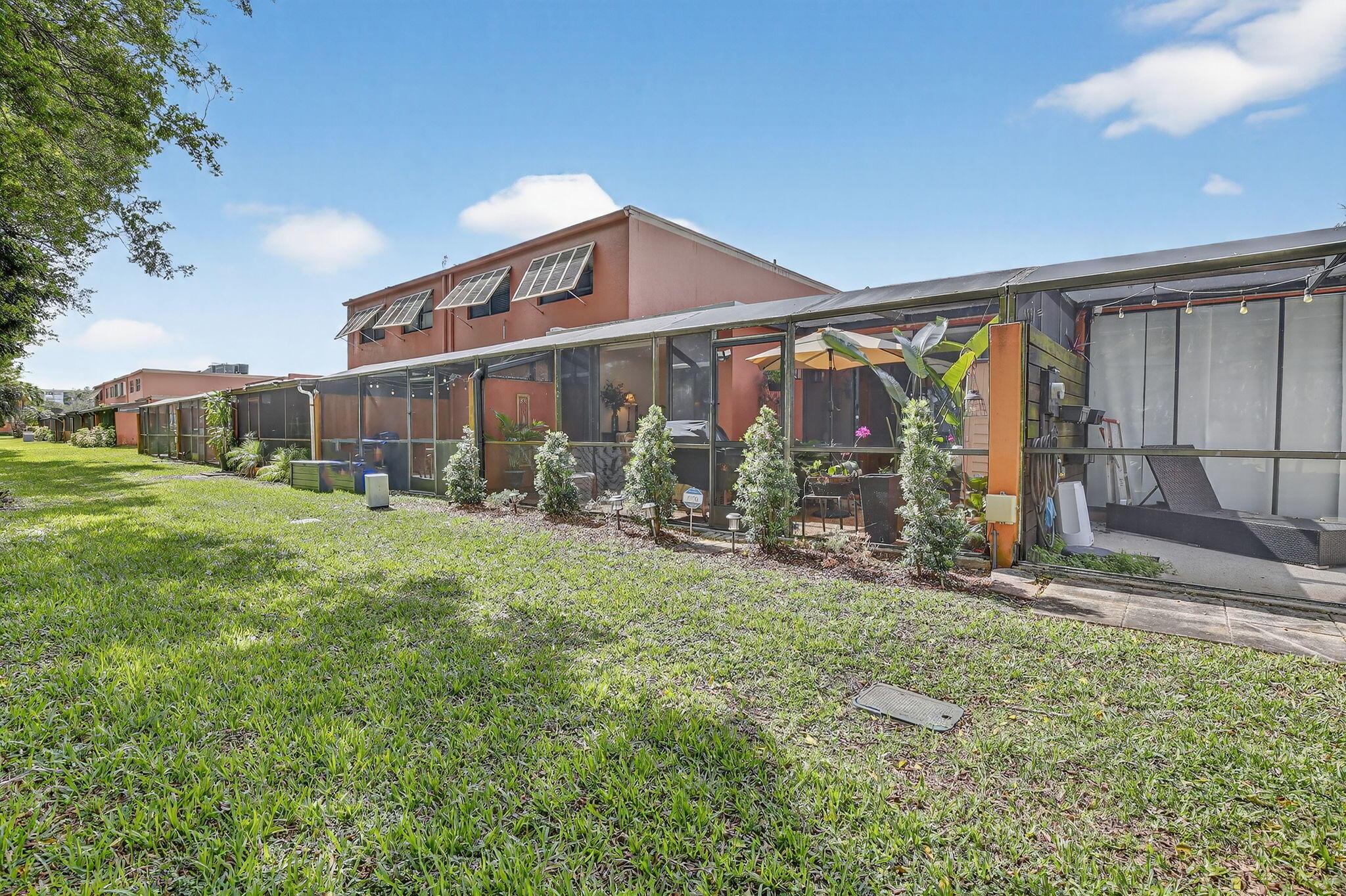 1533 Fairway Pembroke Pines, FL 33026