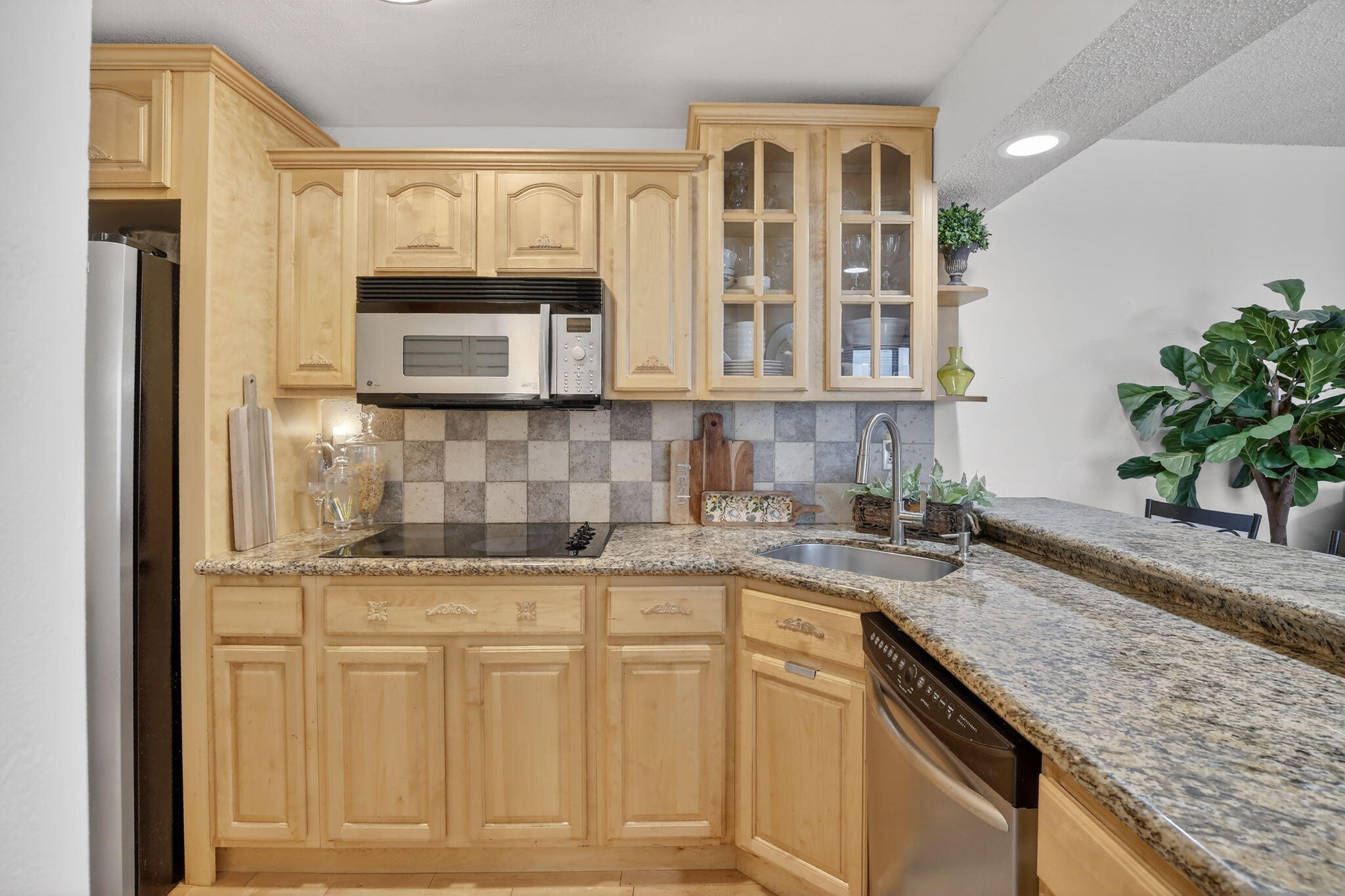 1533 Fairway Pembroke Pines, FL 33026