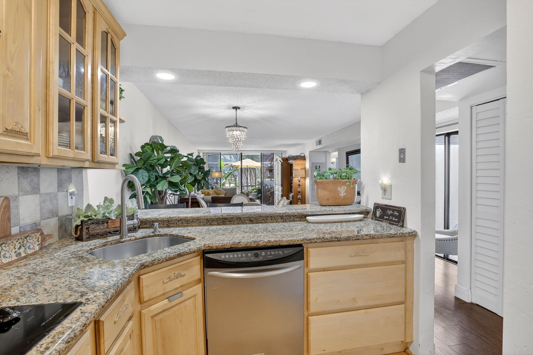 1533 Fairway Pembroke Pines, FL 33026