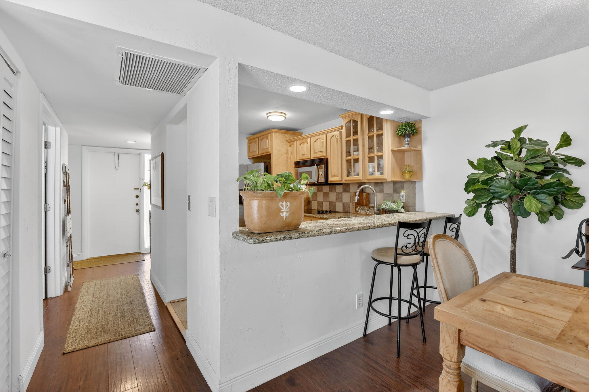 1533 Fairway Pembroke Pines, FL 33026