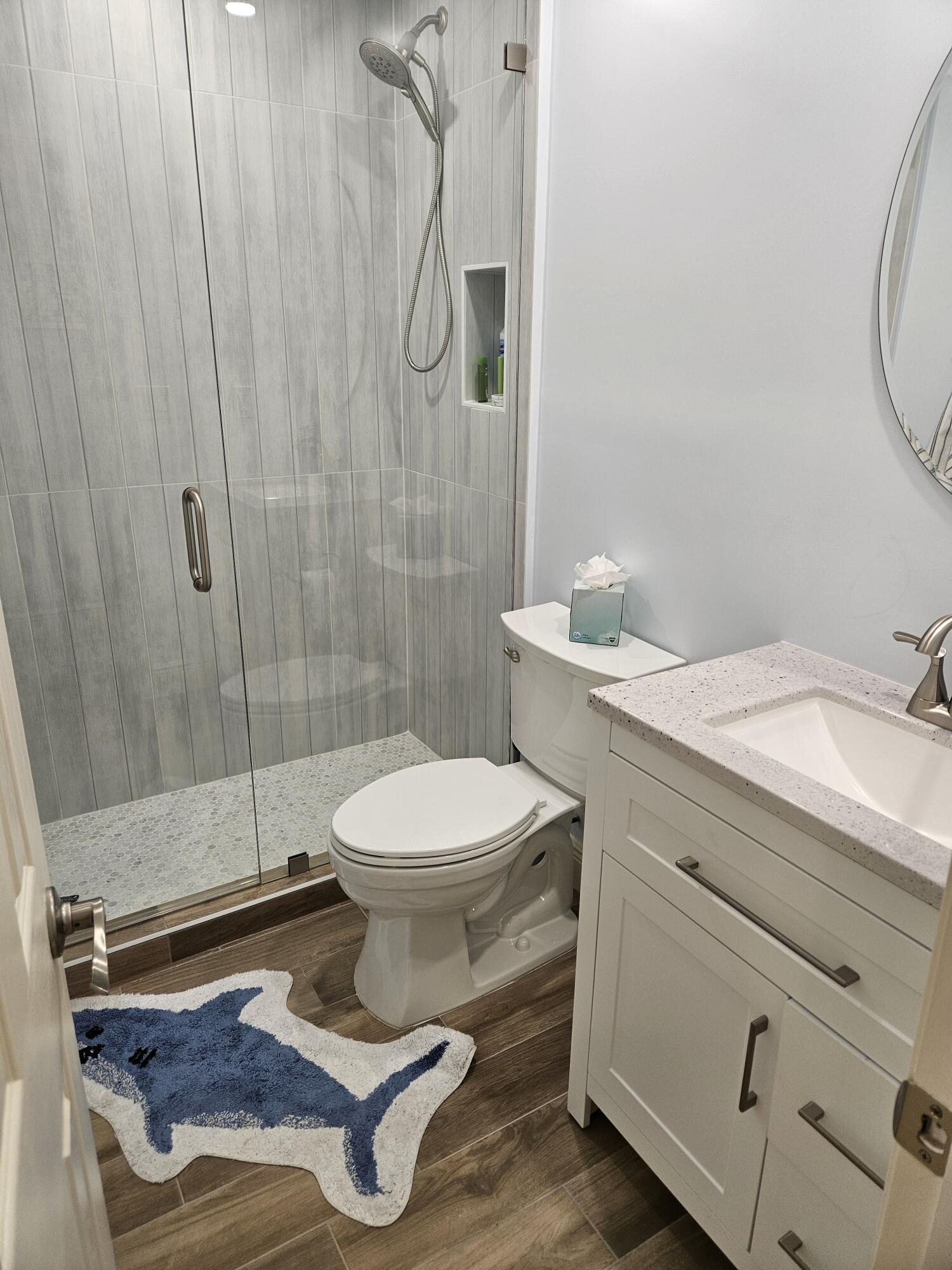 1198 Hillsboro Mile #324