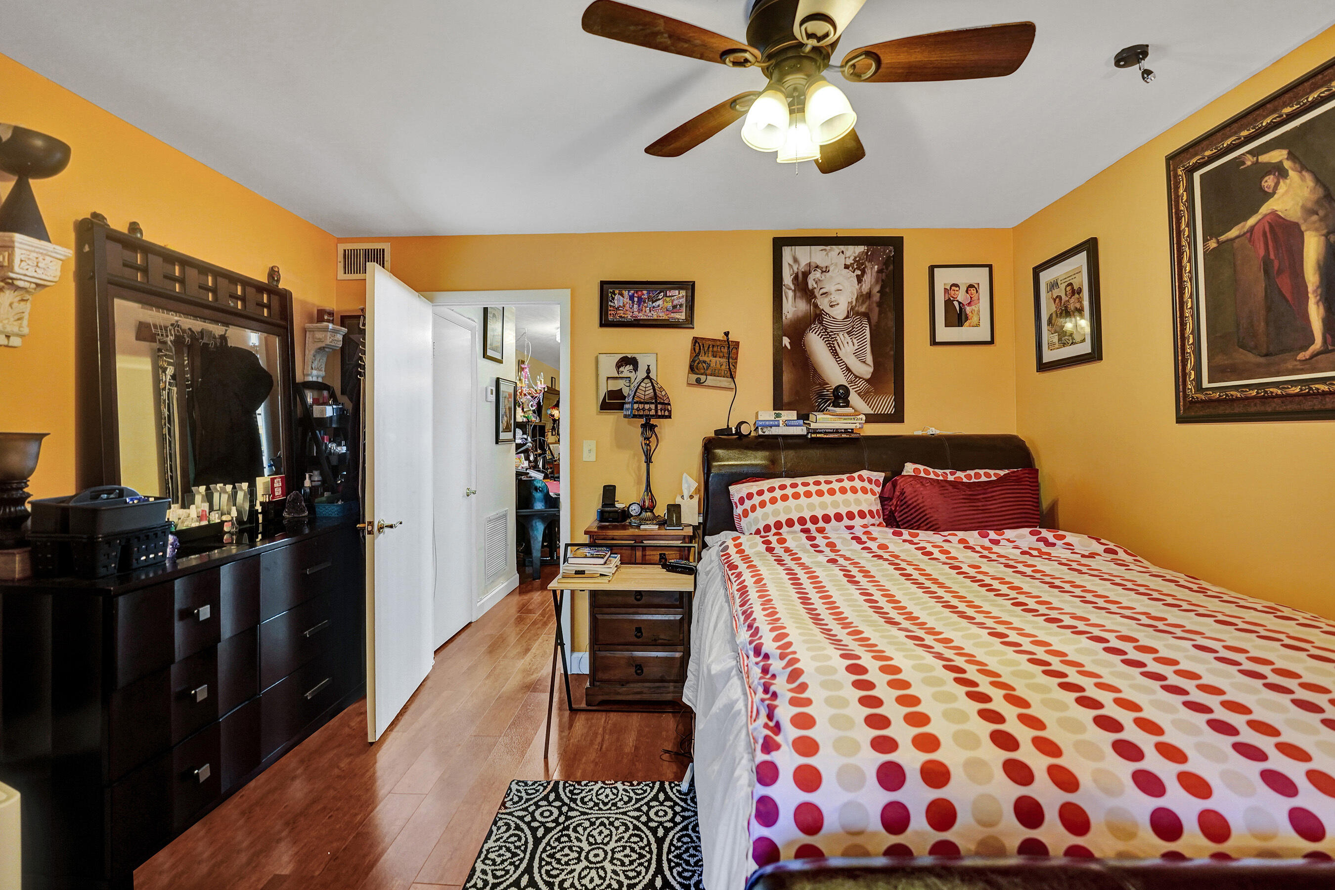 1231 SE 1st #5 Fort Lauderdale, FL 33301