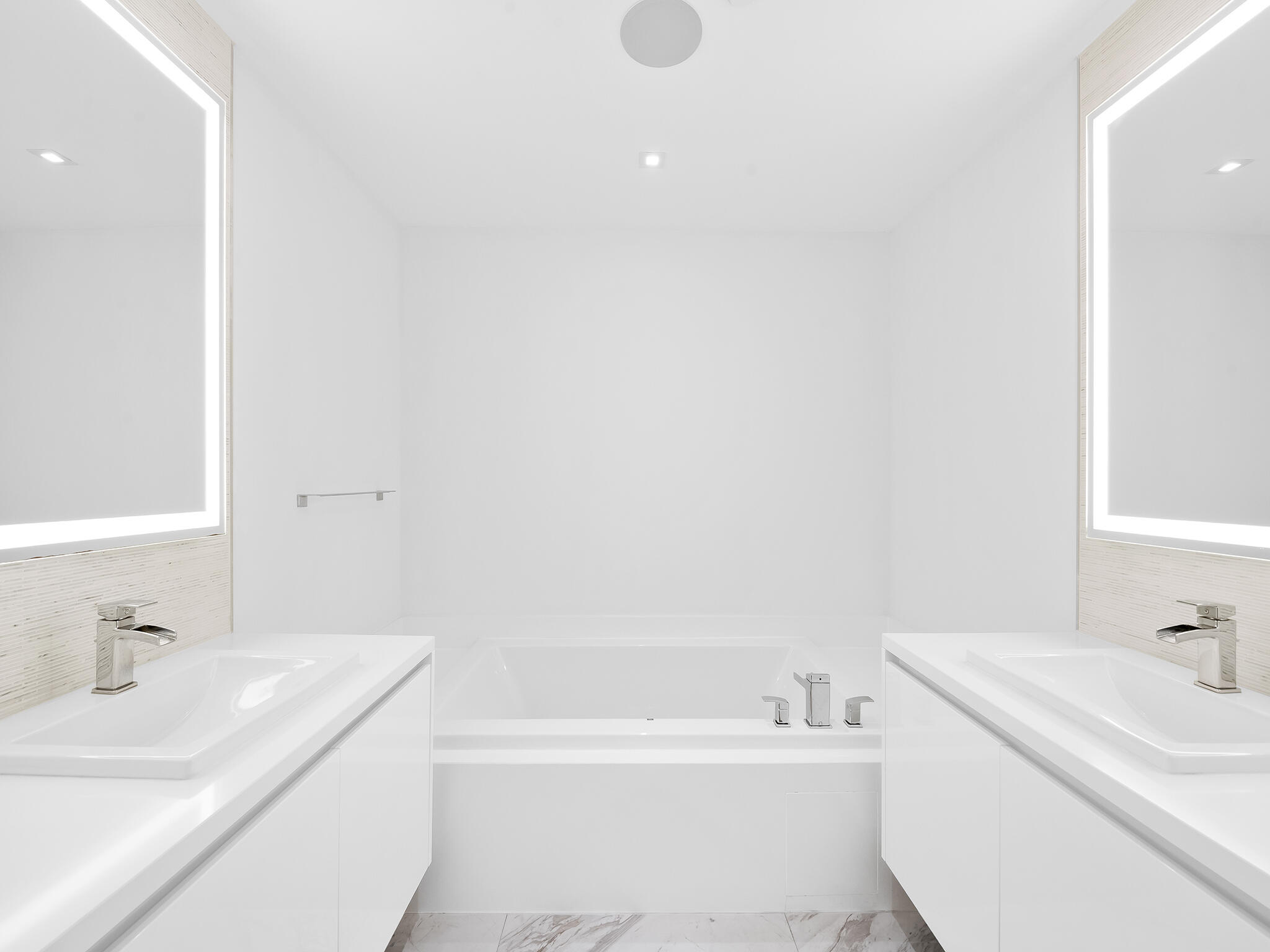 701 N Fort Lauderdale Bch #1104 Fort Lauderdale, FL 33304