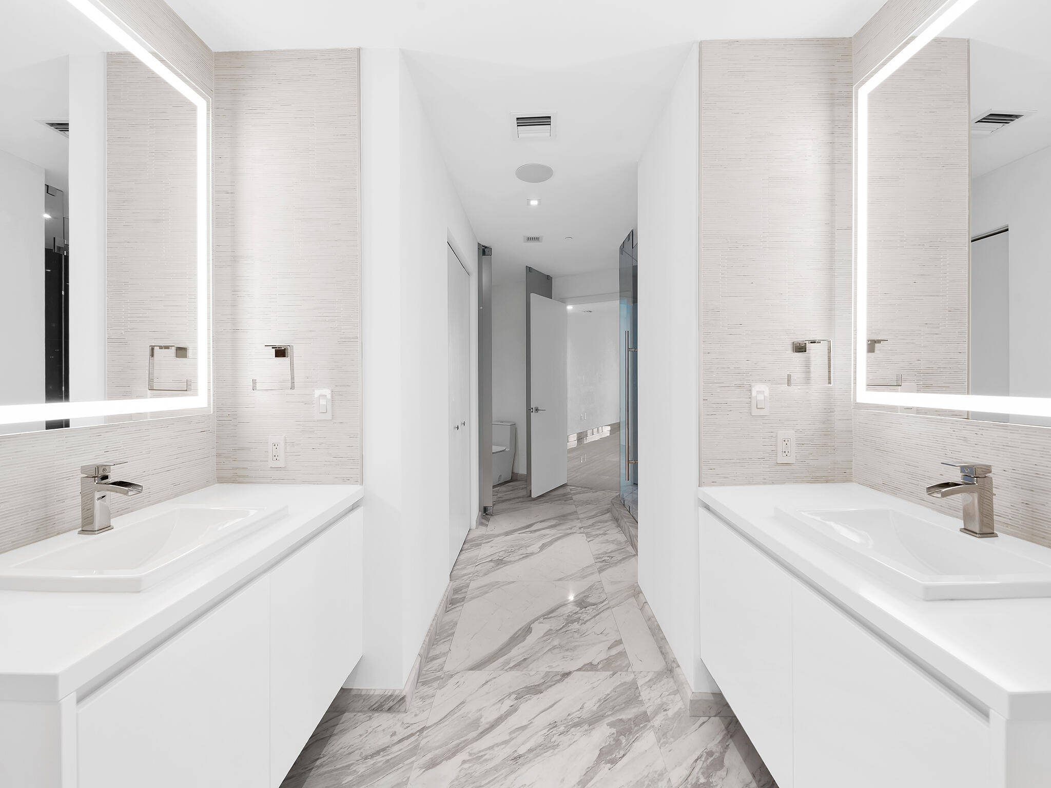 701 N Fort Lauderdale Bch #1104 Fort Lauderdale, FL 33304