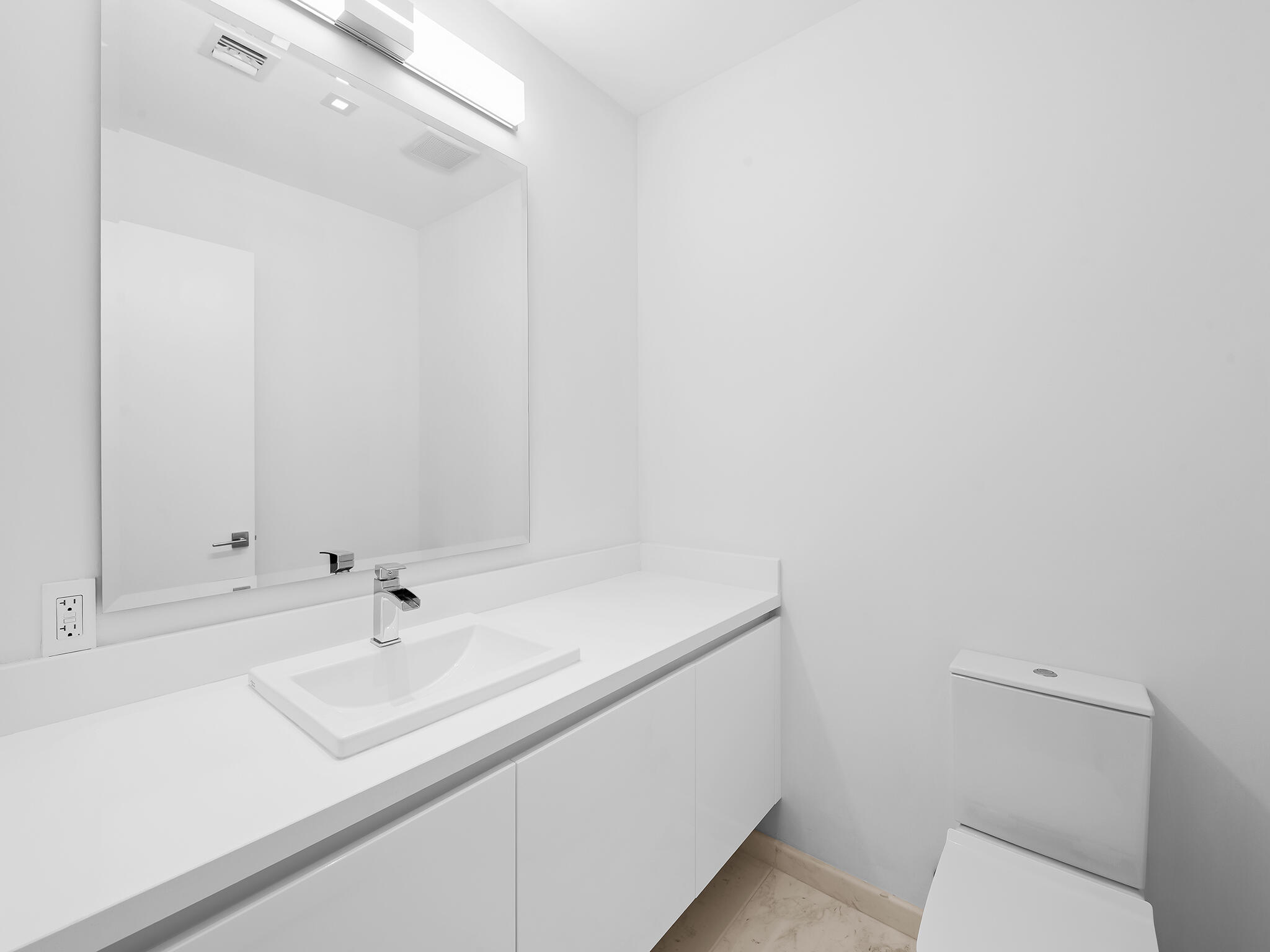 701 N Fort Lauderdale Bch #1104 Fort Lauderdale, FL 33304