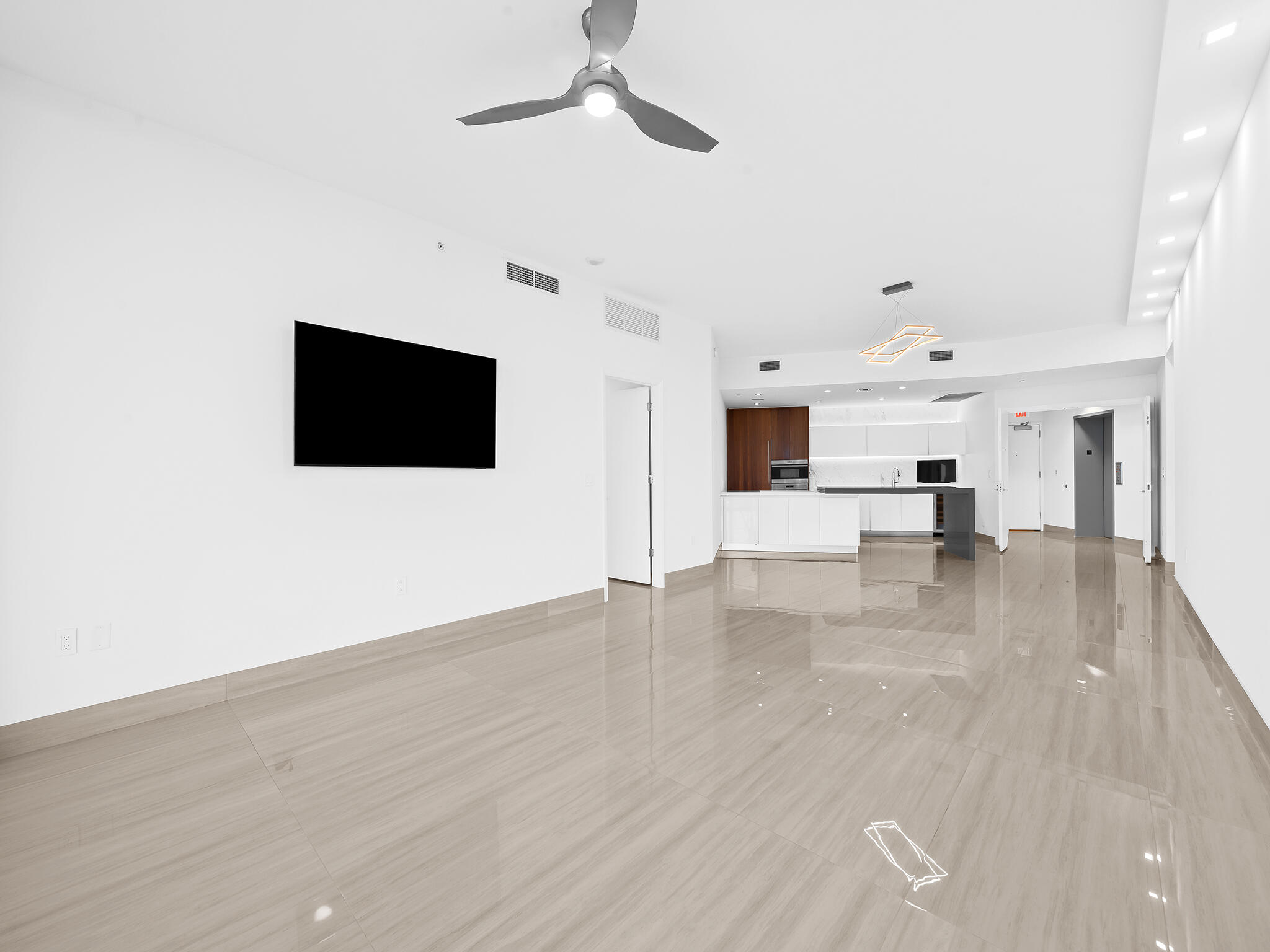 701 N Fort Lauderdale Bch #1104 Fort Lauderdale, FL 33304