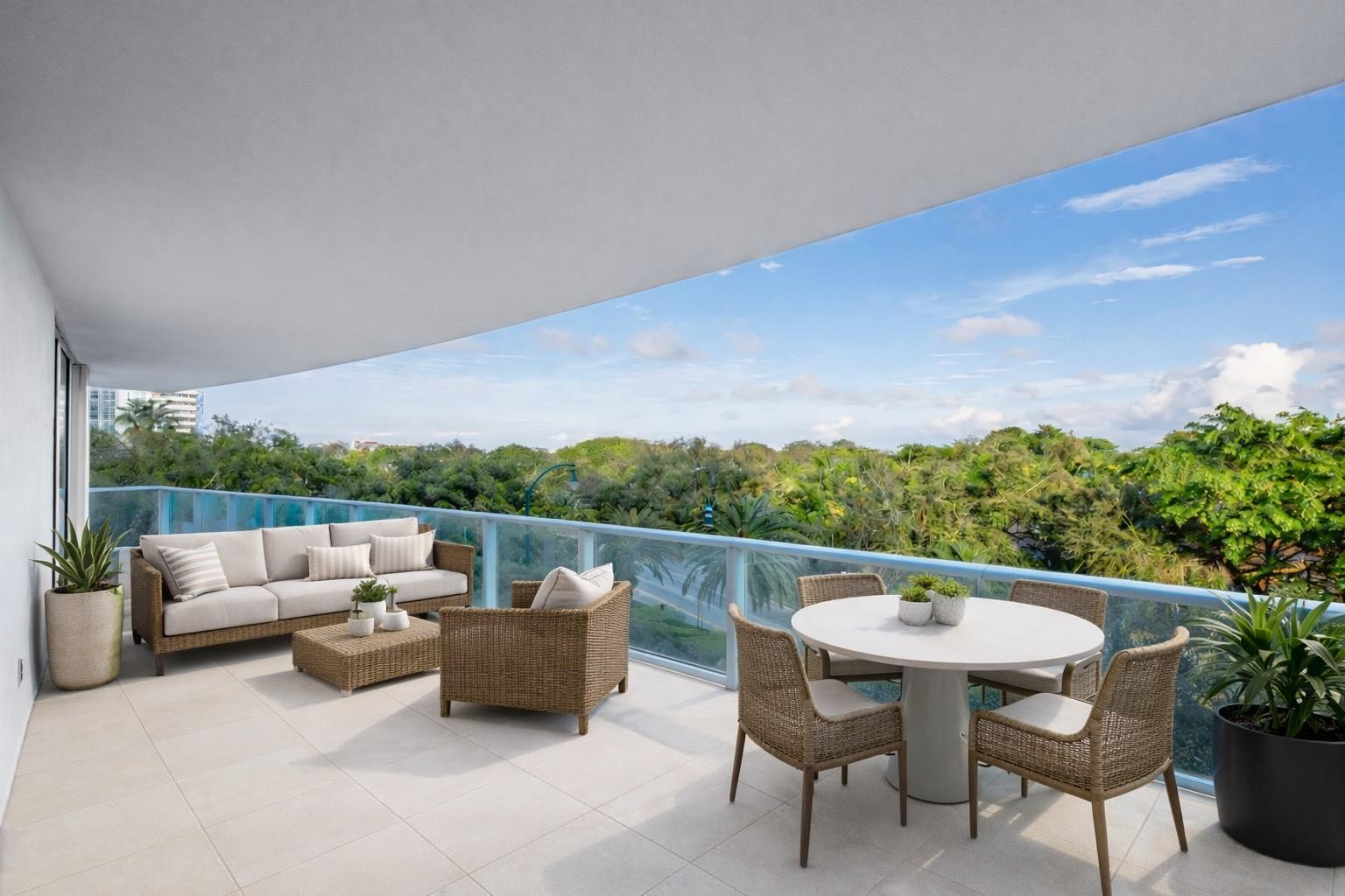 4250 Biscayne #Apt 402