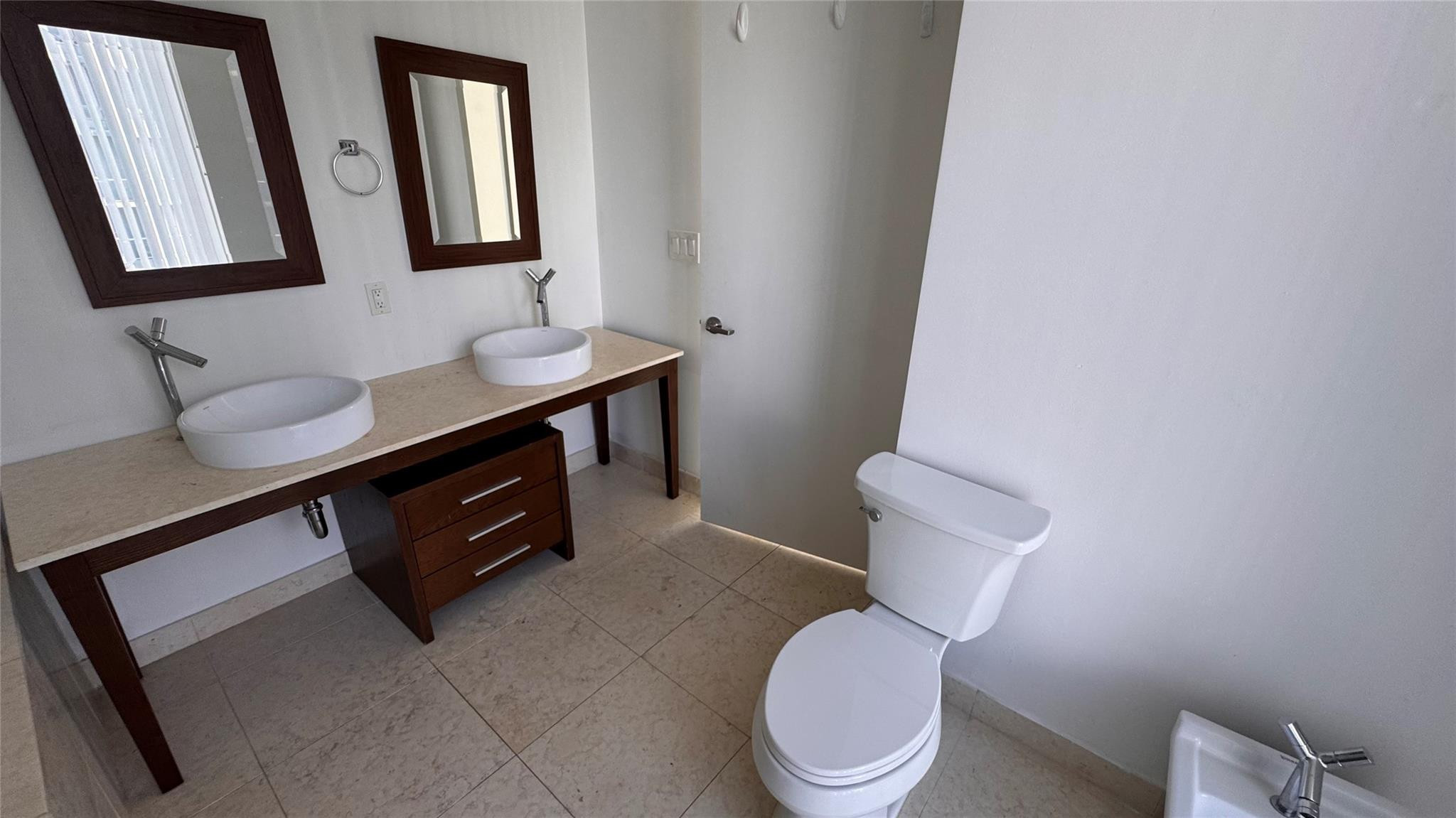 image Icon Brickell I2