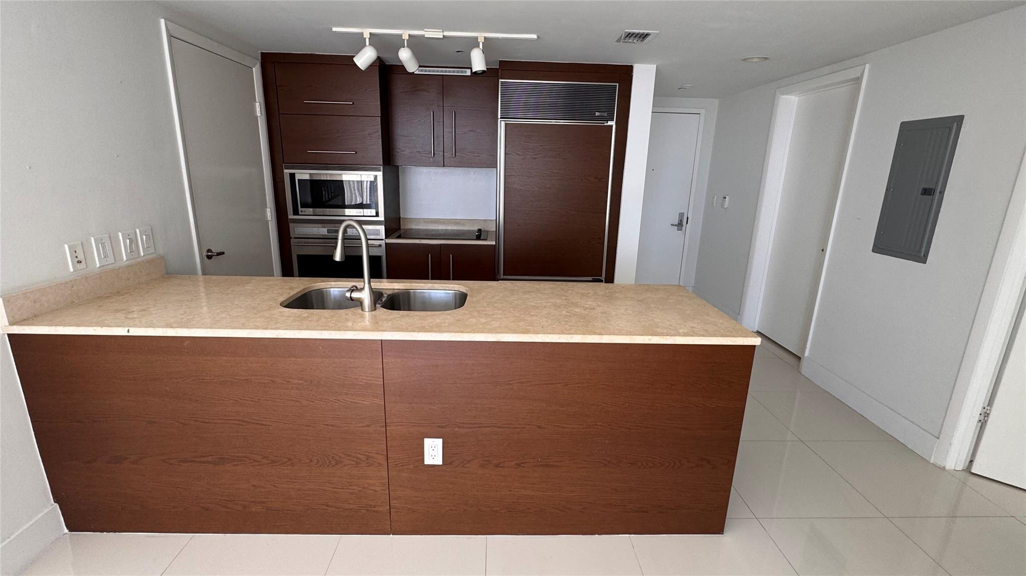 image Icon Brickell I7