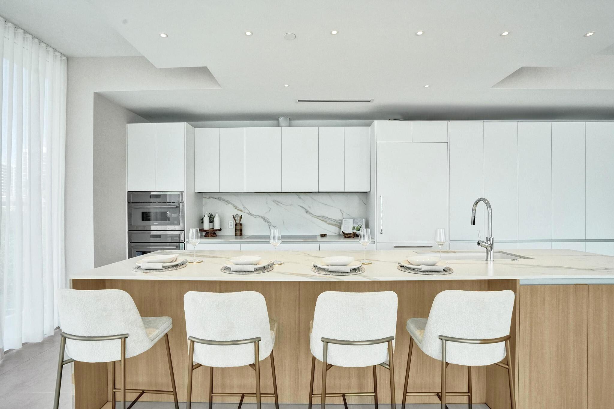 407 N Riverside #203 Pompano Beach, FL 33062