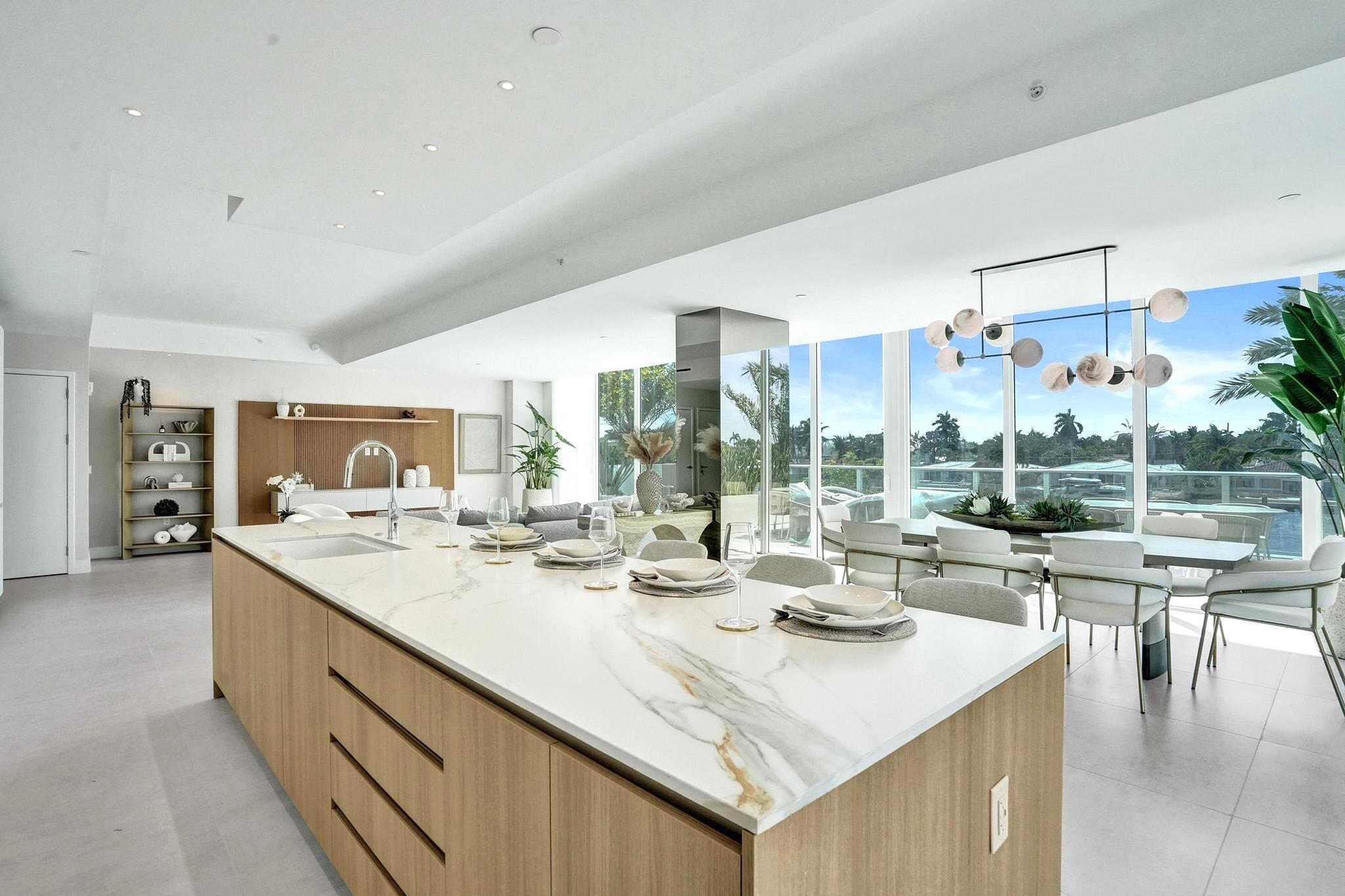 407 N Riverside #203 Pompano Beach, FL 33062