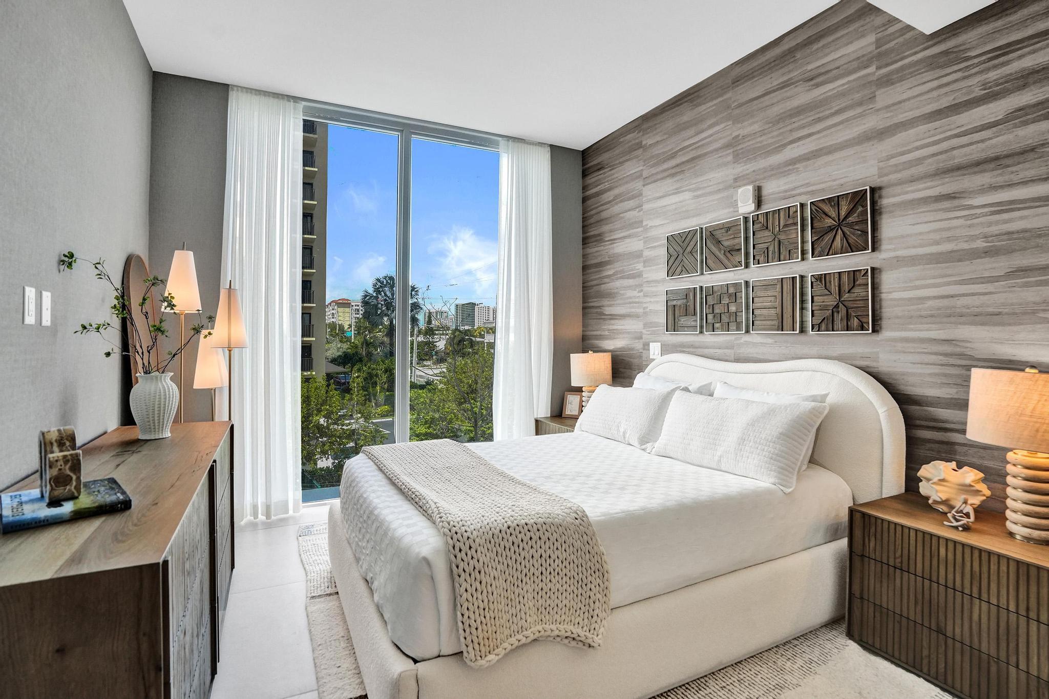 407 N Riverside #203 Pompano Beach, FL 33062