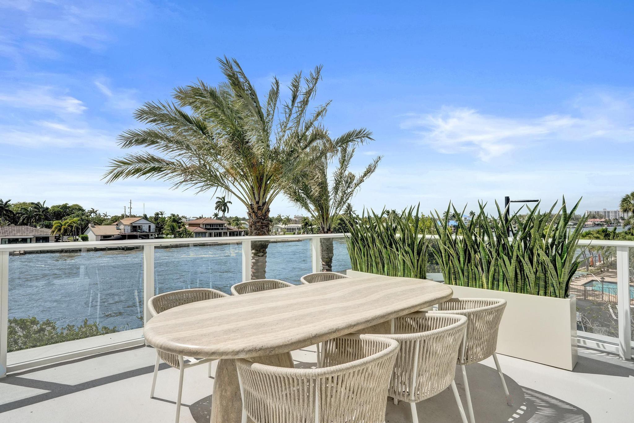 407 N Riverside #203 Pompano Beach, FL 33062