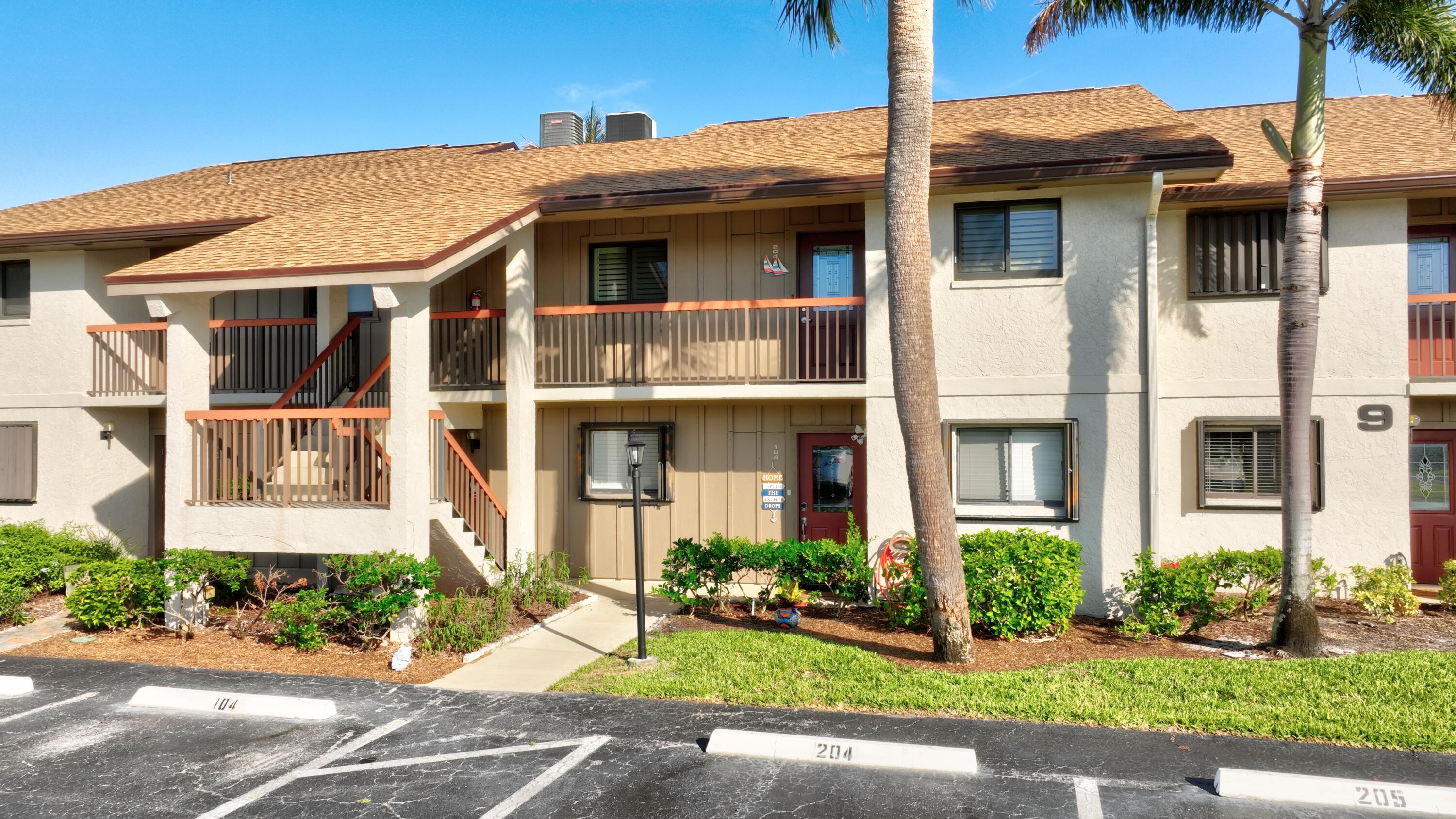 1600 NE Dixie #9 104