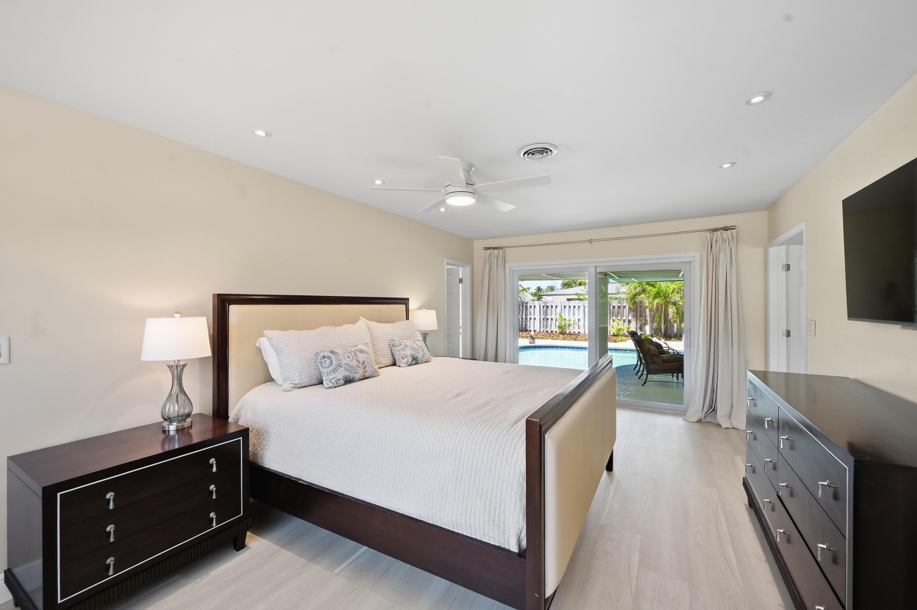 4111 NE 26th Lighthouse Point, FL 33064